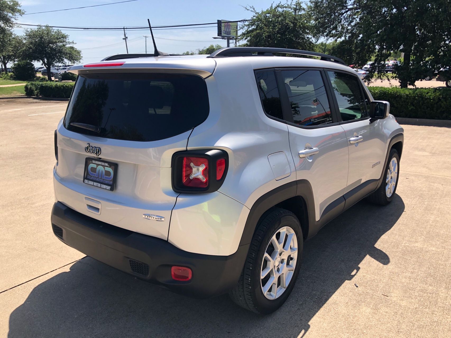 2021 Jeep Renegade Latitude photo 3