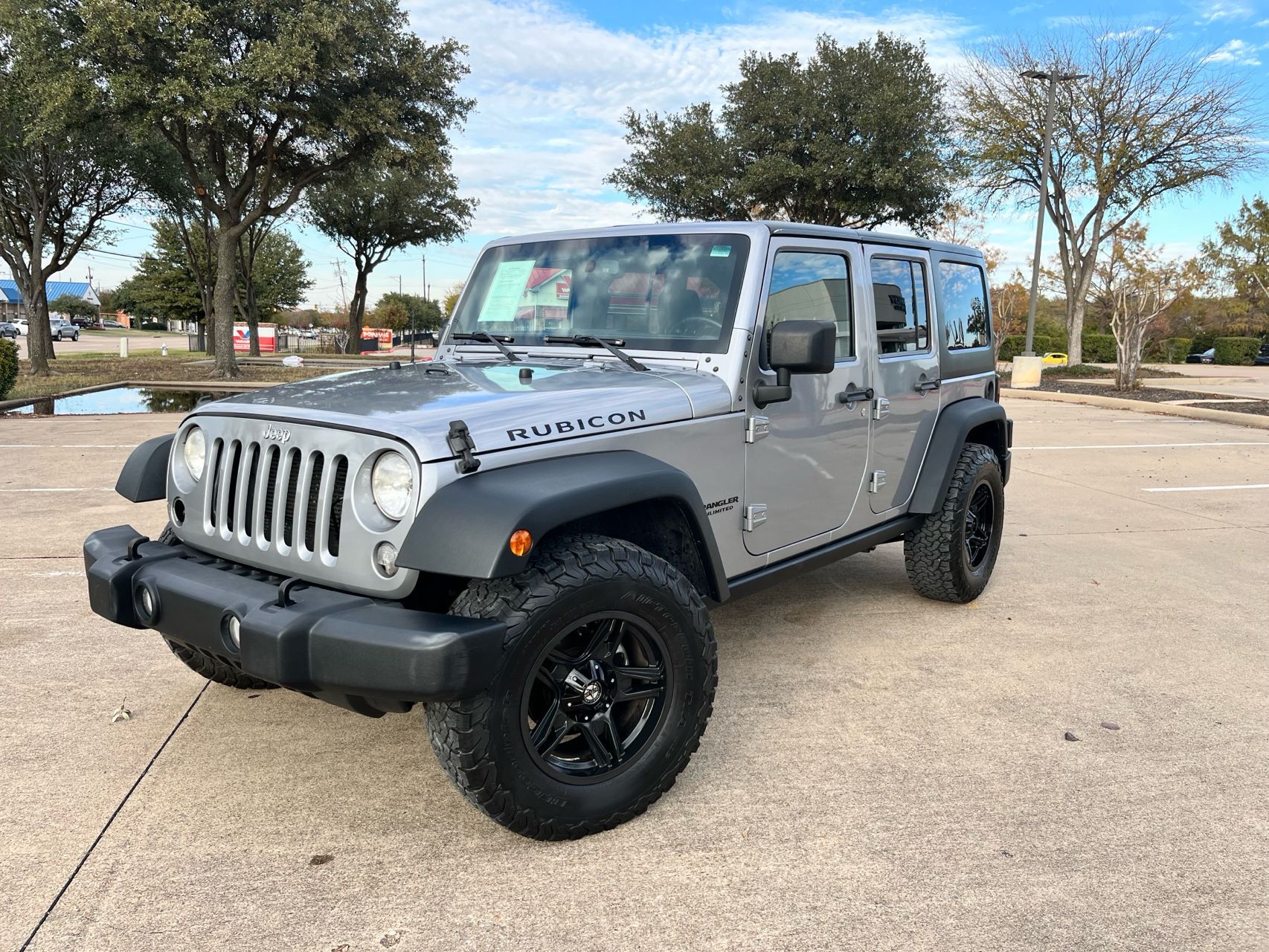 2015 Jeep Wrangler Unlimited Rubicon's photo