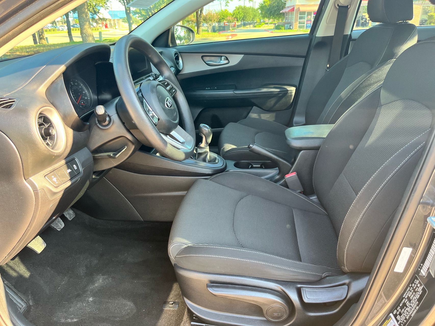 2019 Kia Forte FE LXS photo 12
