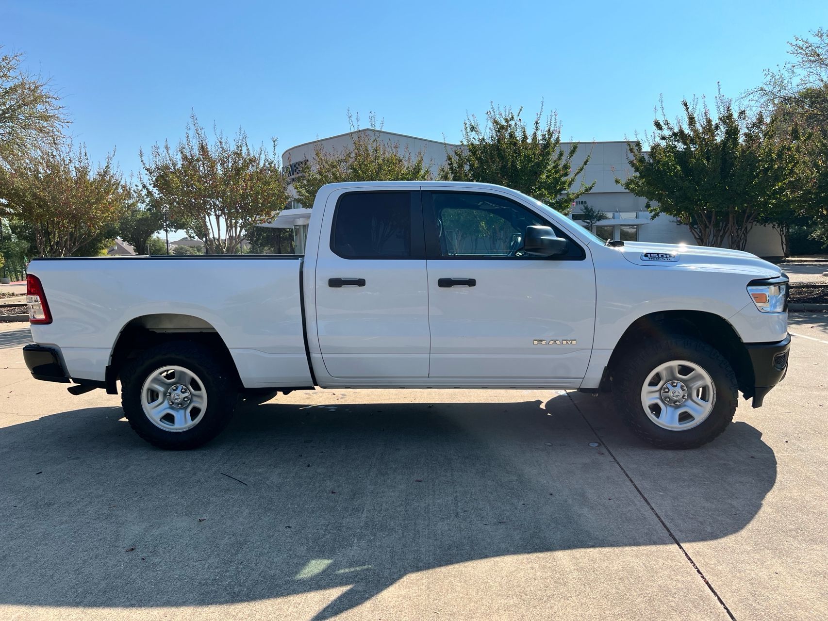 2021 Ram 1500 Tradesman photo 4