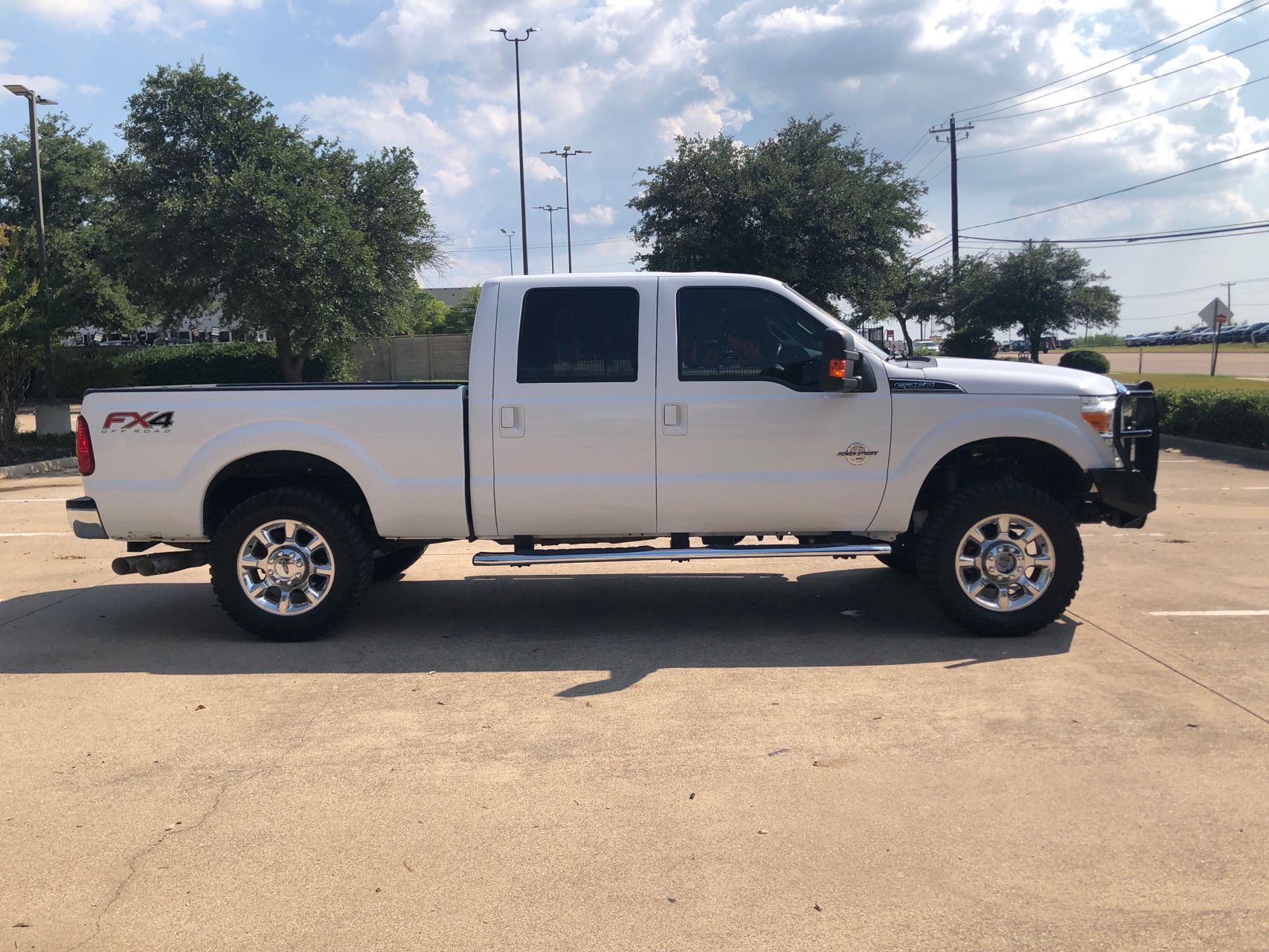 2016 Ford F-250 Lariat photo 36