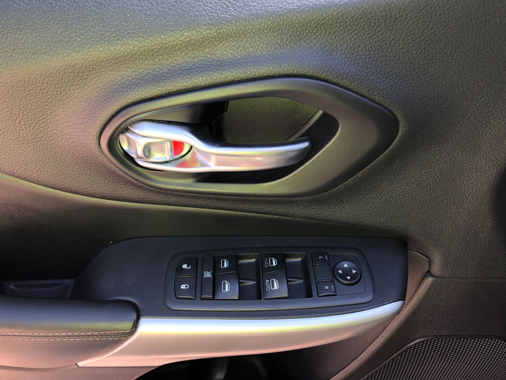 2018 Jeep Cherokee Latitude photo 11