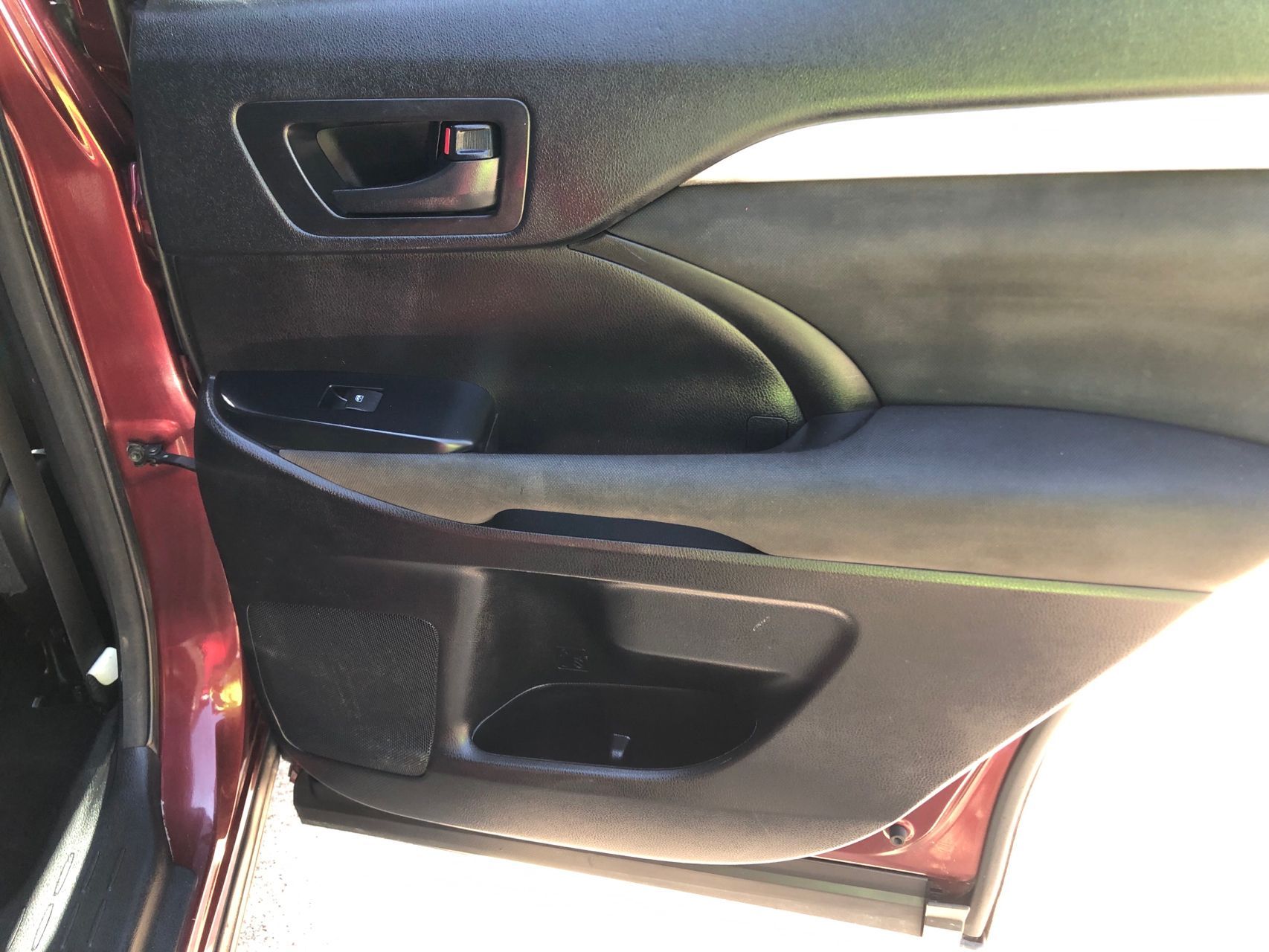 2017 Toyota Highlander LE Plus photo 16