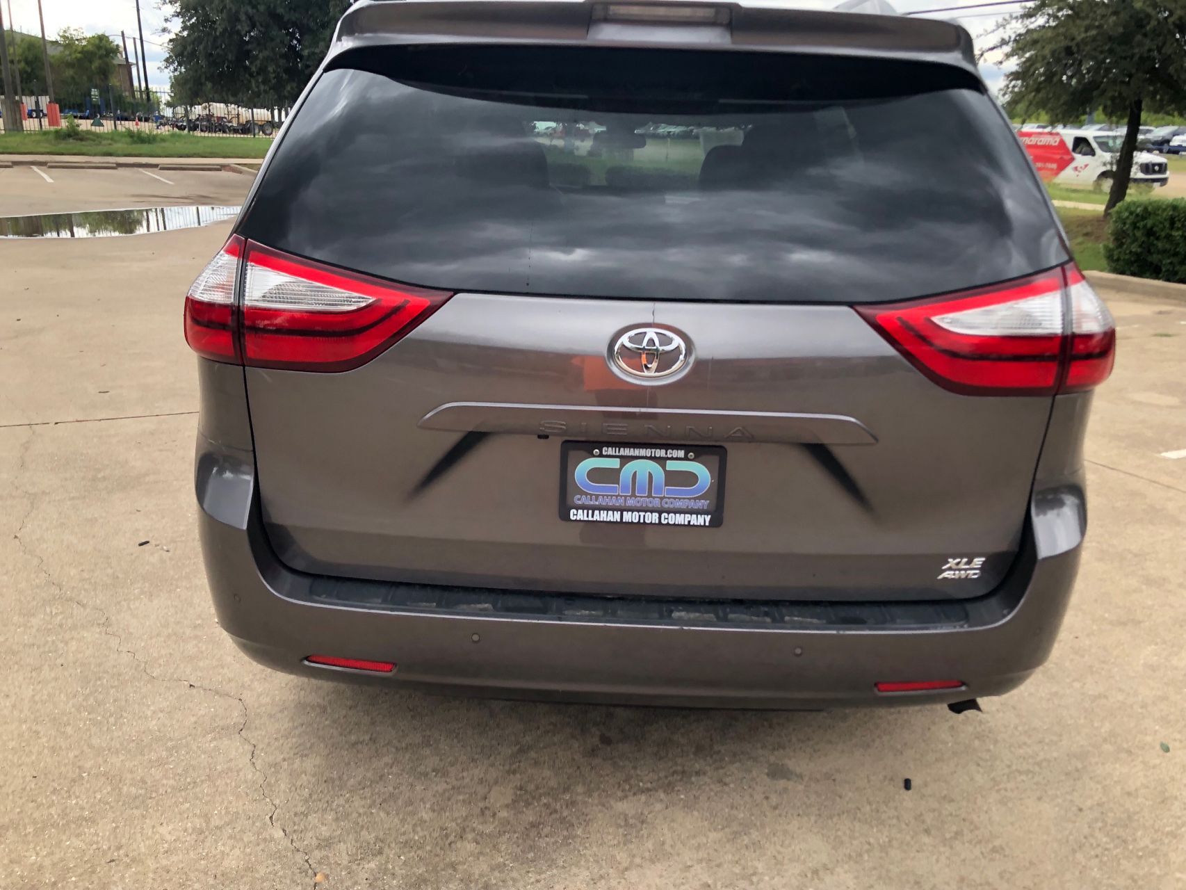 2018 Toyota Sienna XLE Limited Premium photo 5