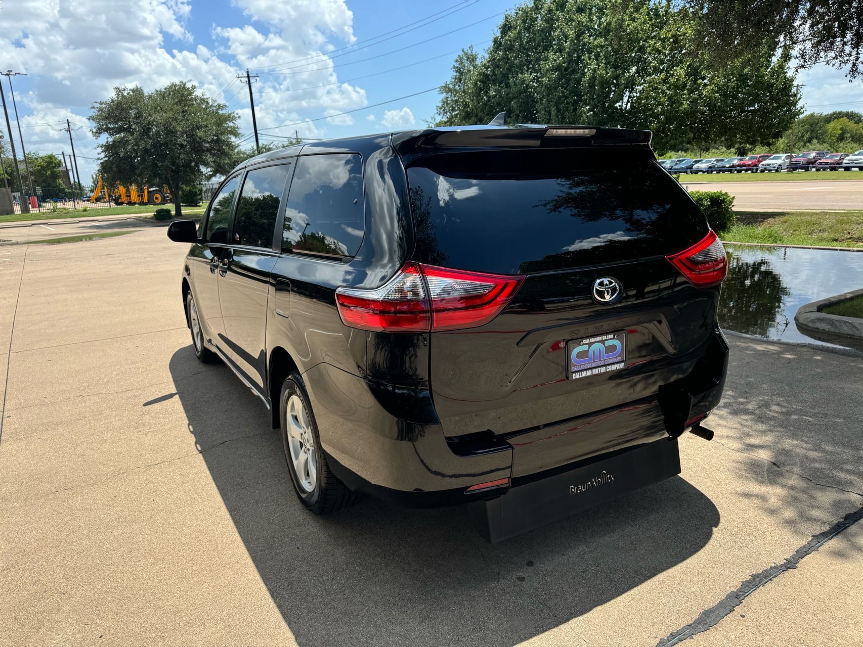2018 Toyota Sienna XLE Limited Premium photo 36