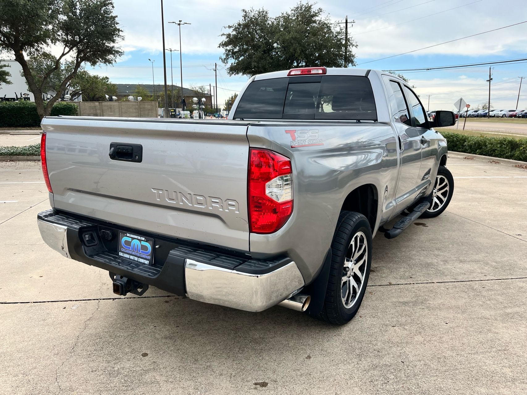 2018 Toyota Tundra SR5 photo 3