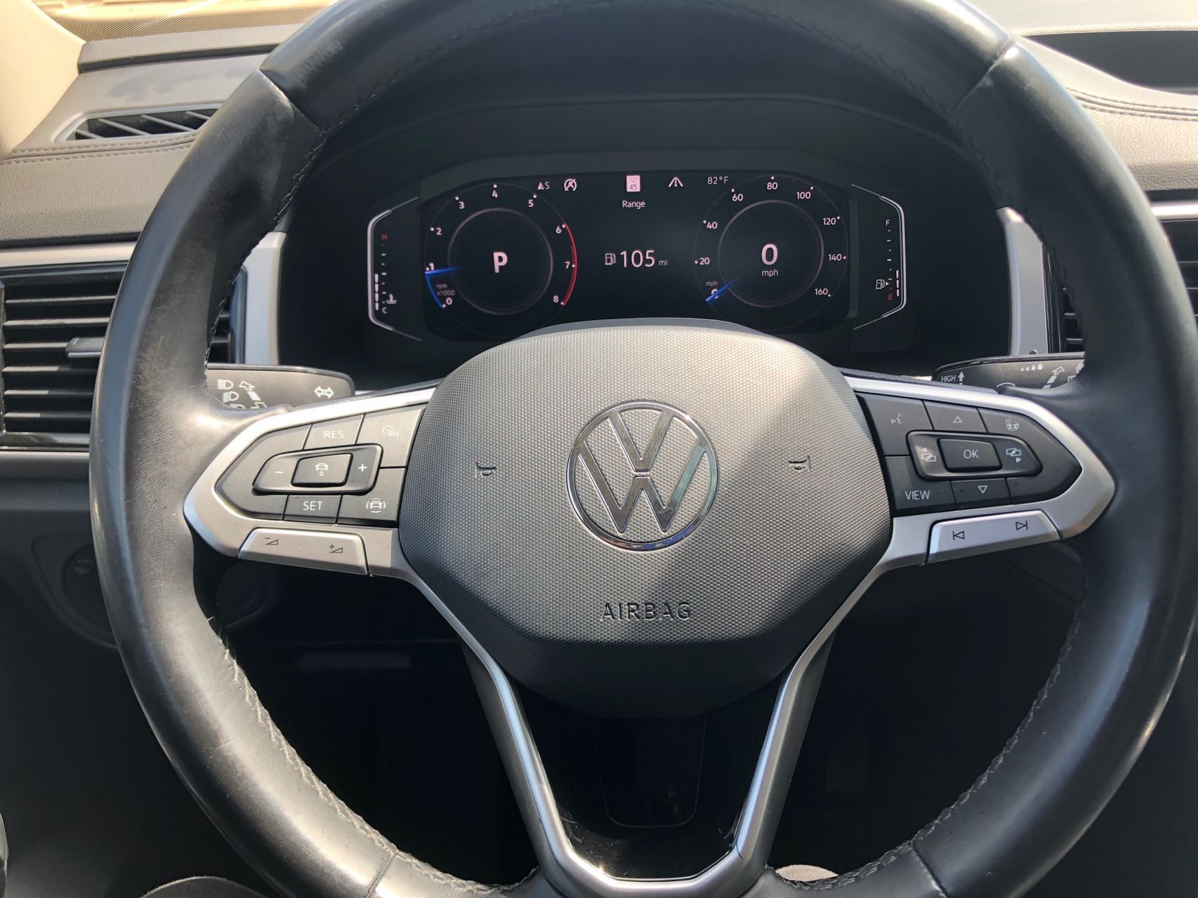 2021 Volkswagen Atlas SEL photo 25