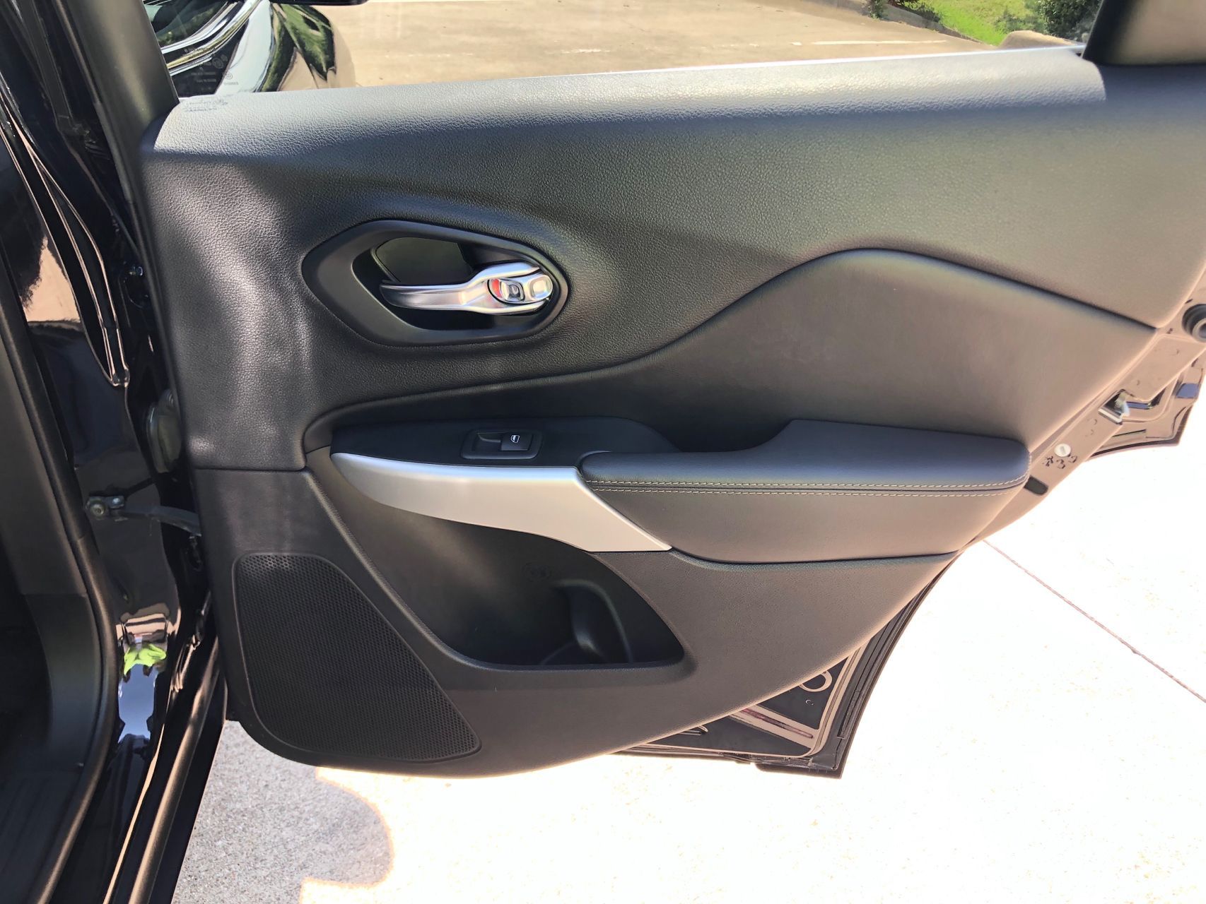 2018 Jeep Cherokee Latitude photo 17