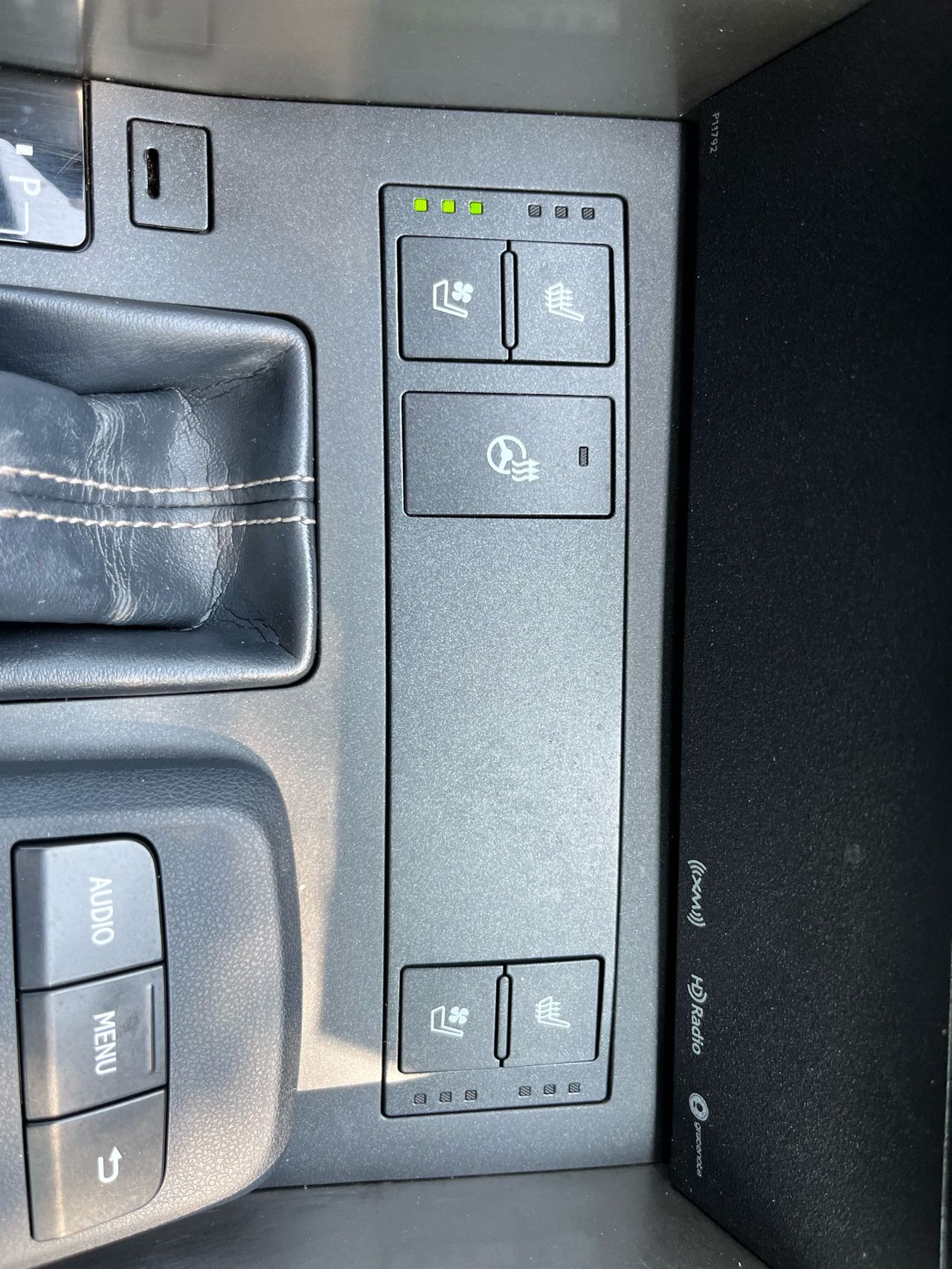 2019 Lexus IS 300 photo 30