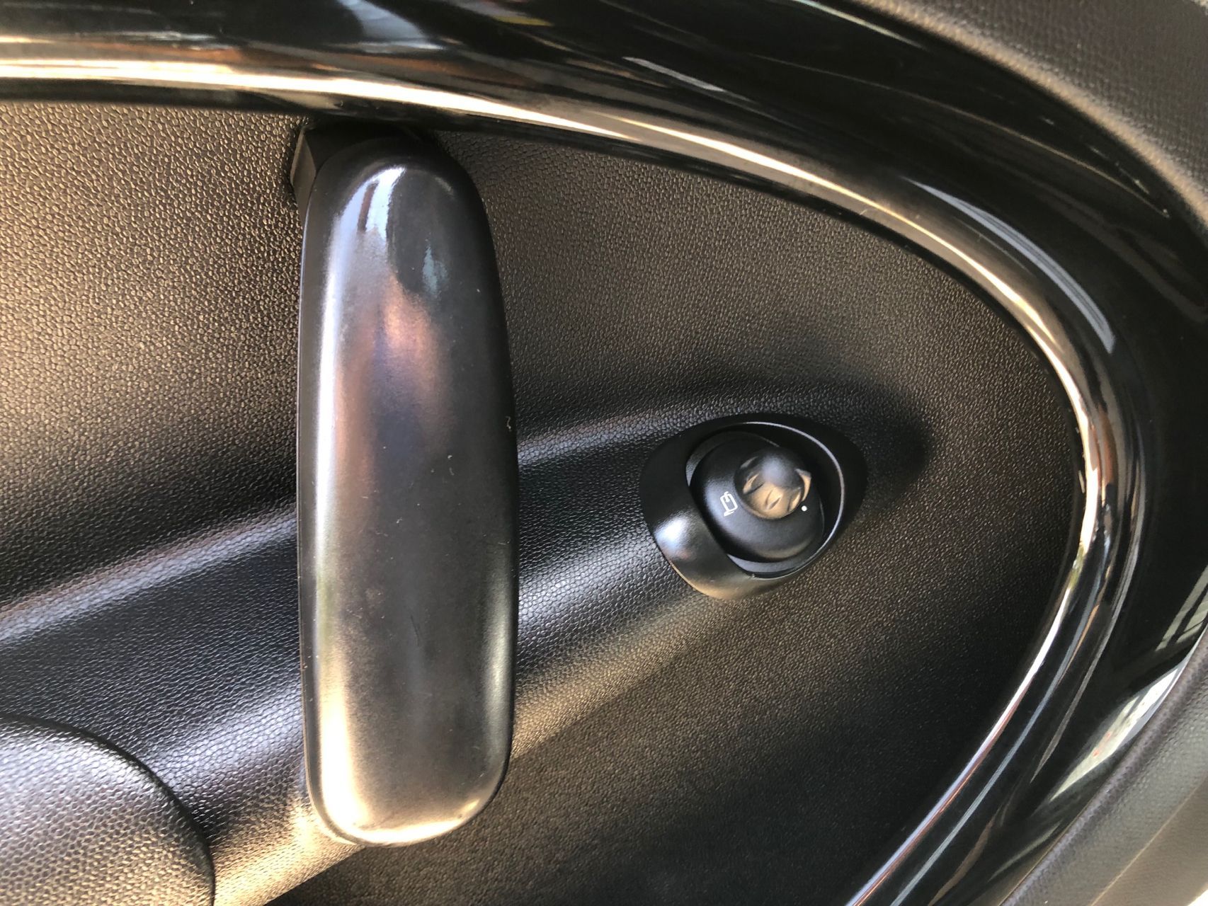 2012 Mini Cooper S ALL4 photo 6