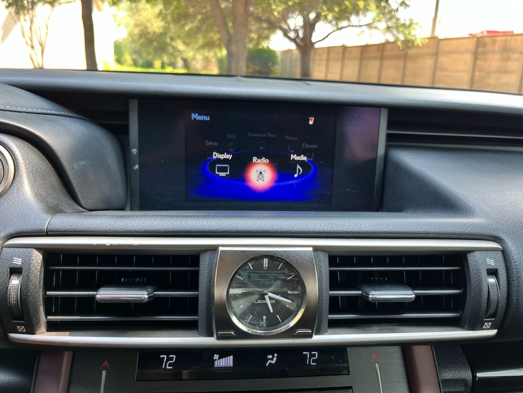 2019 Lexus IS 300 photo 26