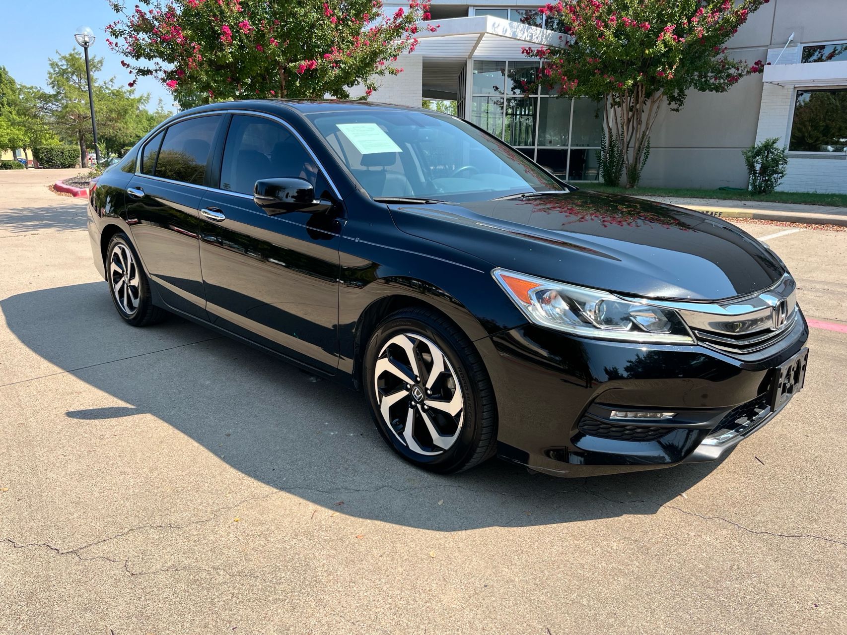 2016 Honda Accord EX-L photo 3