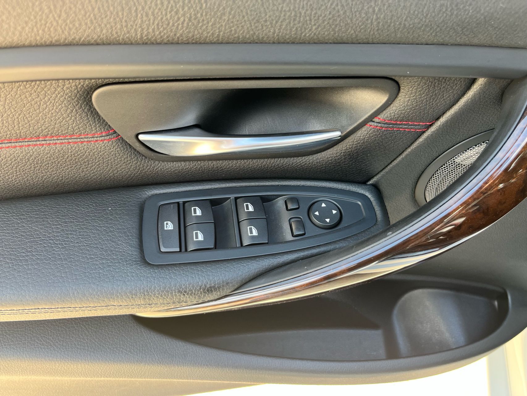 2015 Bmw 328i SA photo 10