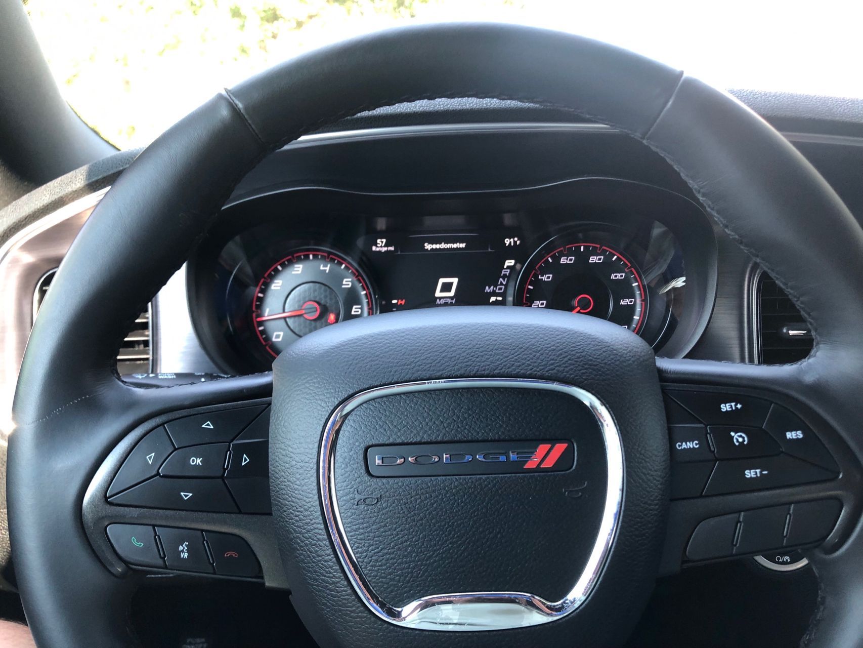2018 Dodge Charger SXT photo 25
