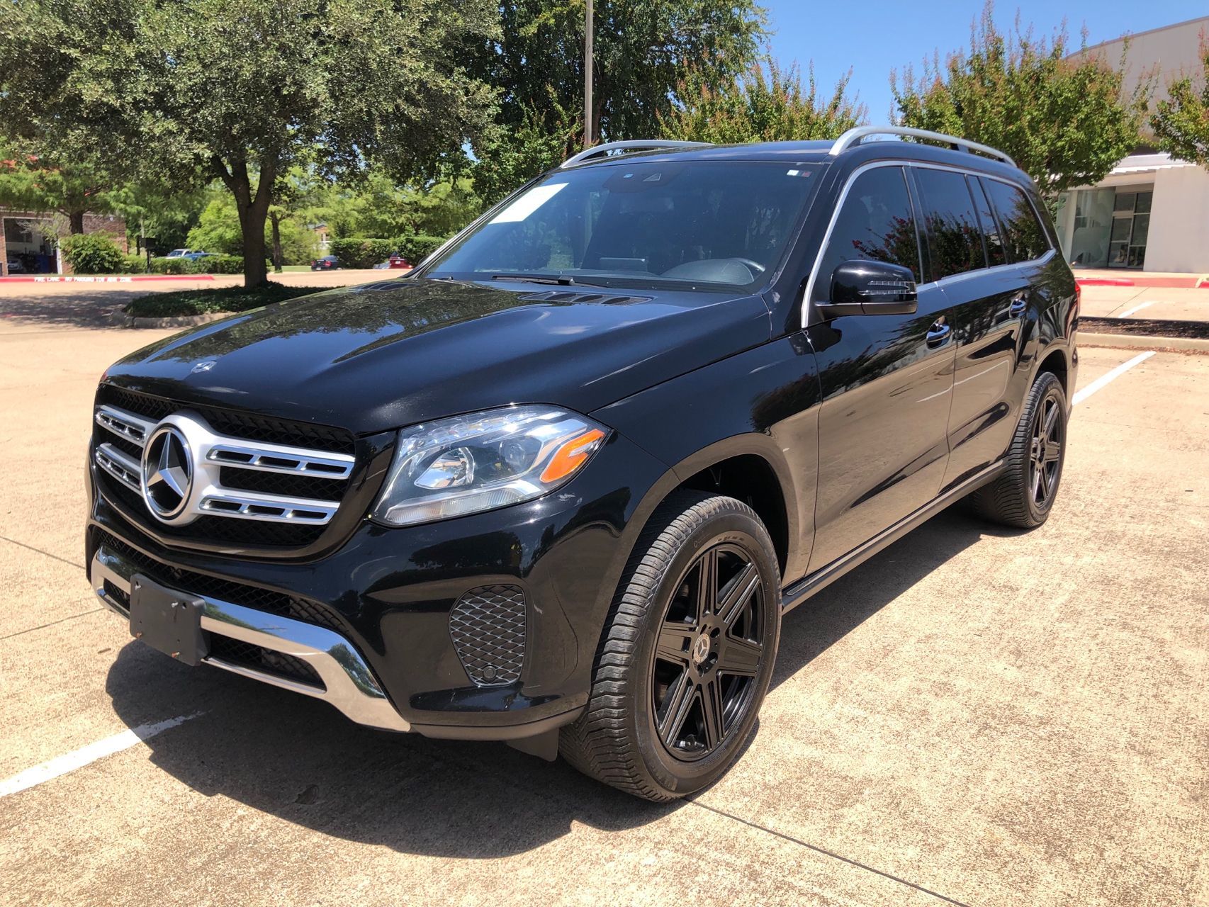 2019 Mercedes-Benz GLS-Class GLS450's photo