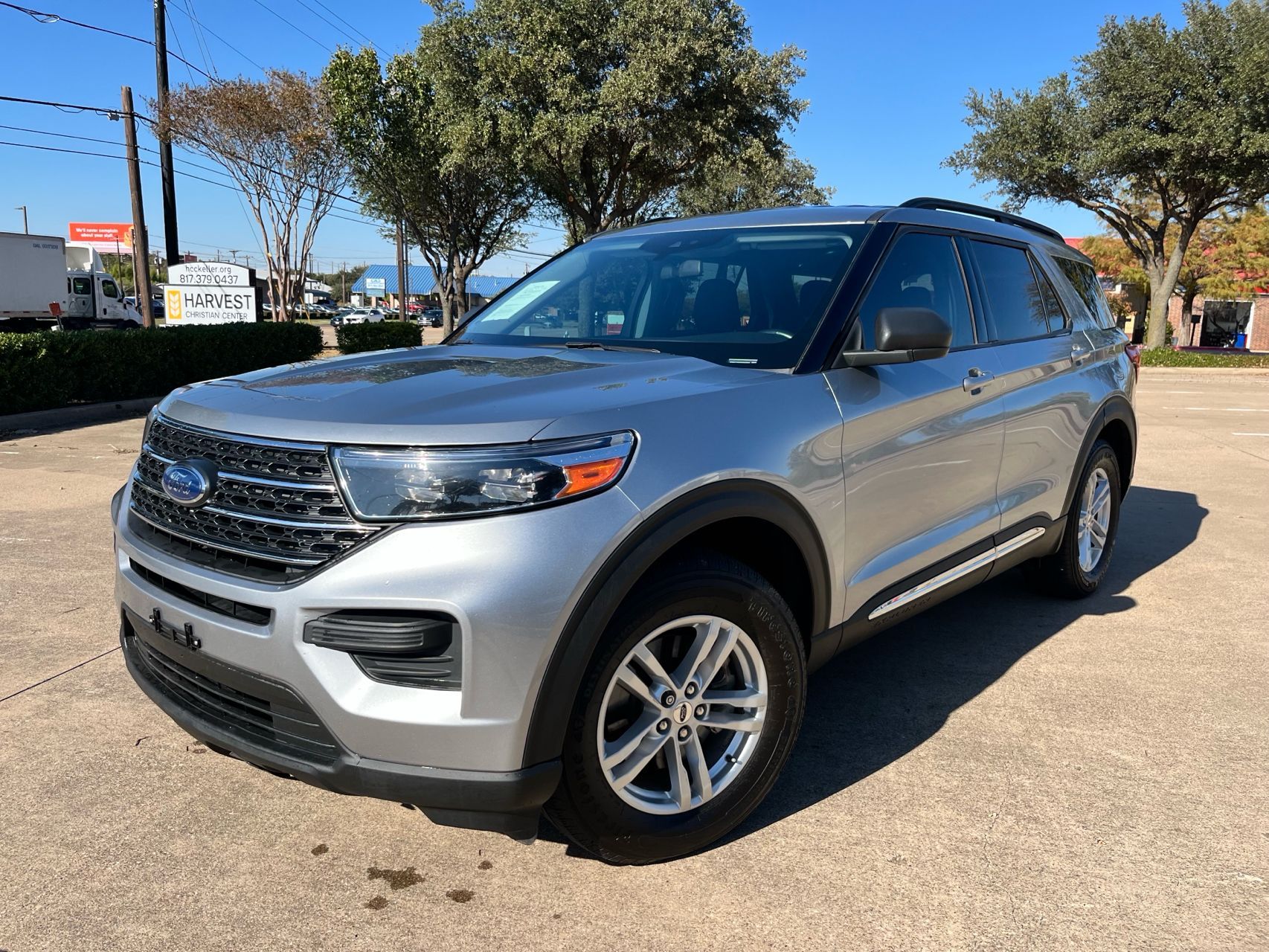 2022 Ford Explorer XLT's photo