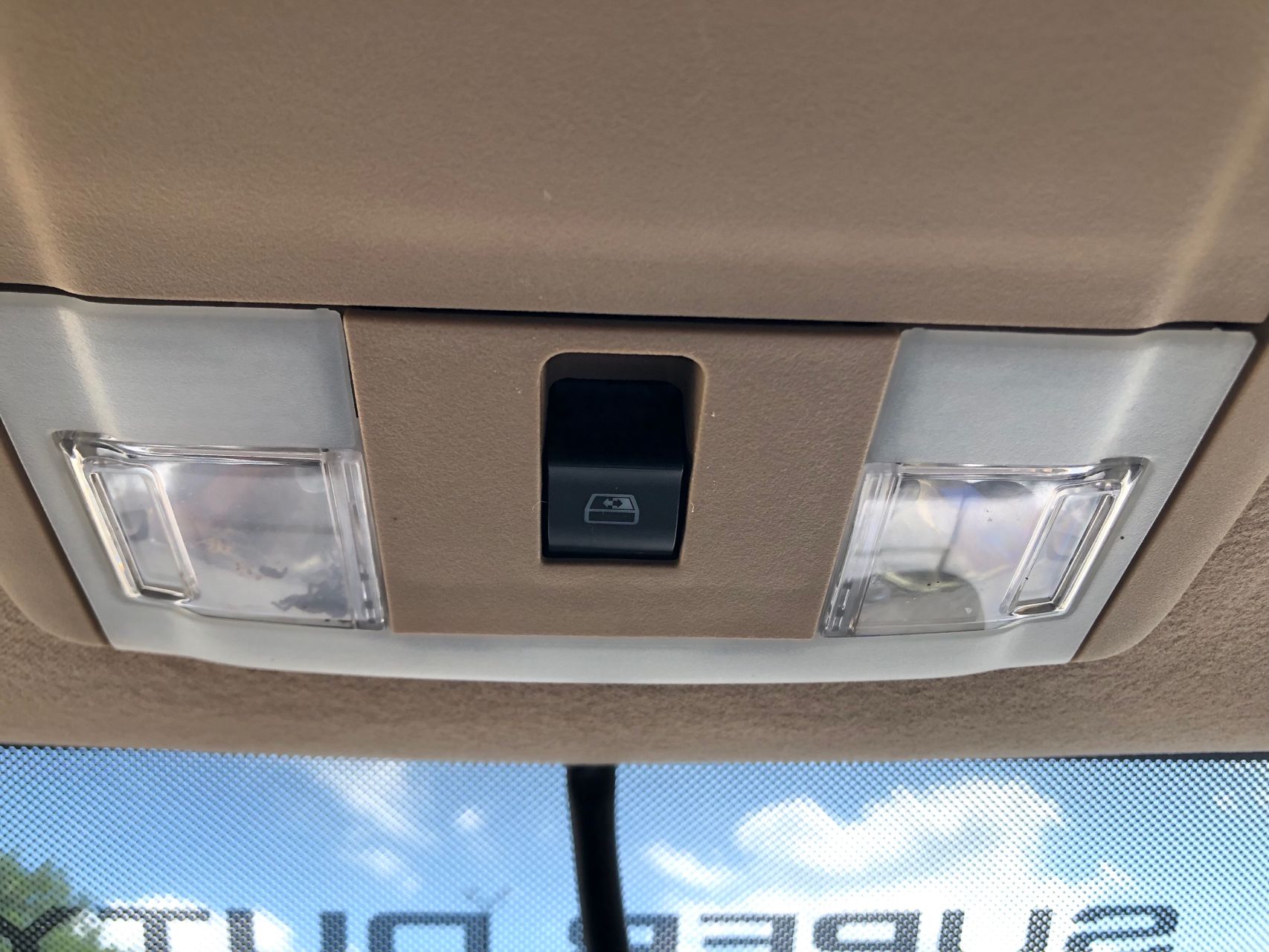 2016 Ford F-250 Lariat photo 23