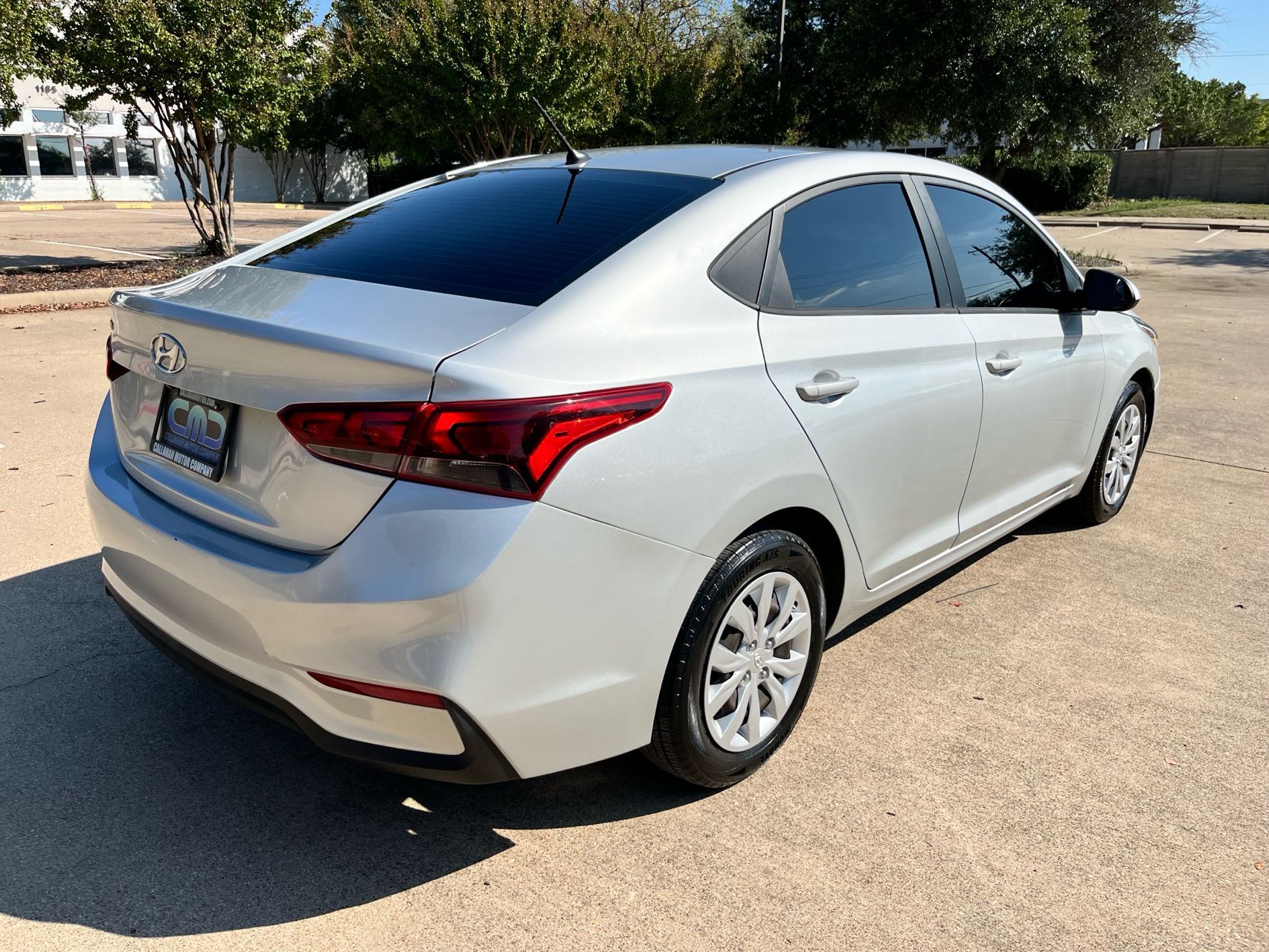 2021 Hyundai Accent SE photo 3