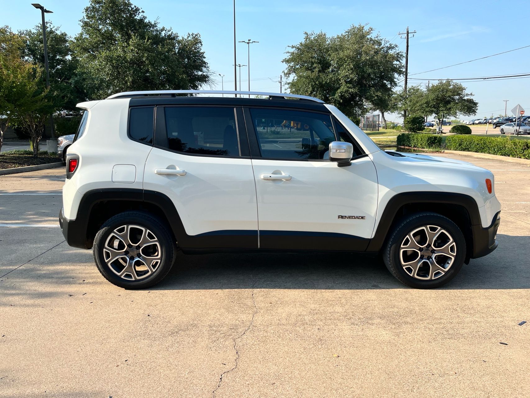 2018 Jeep Cherokee Latitude photo 50