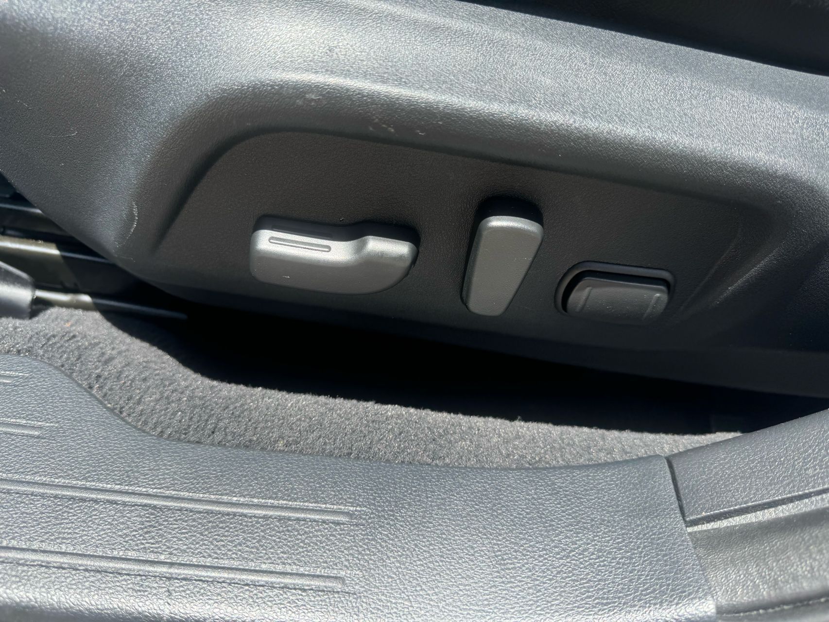 2018 Subaru Outback 2.5i Limited photo 14