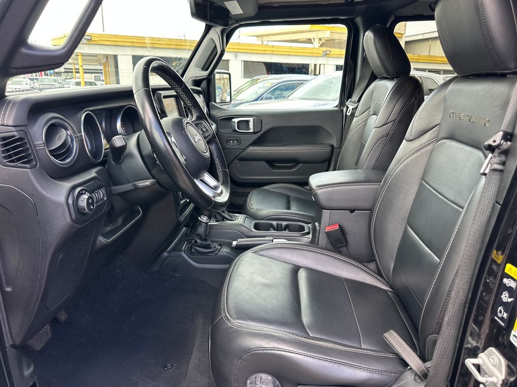 2021 Jeep Gladiator Overland - Photo 13