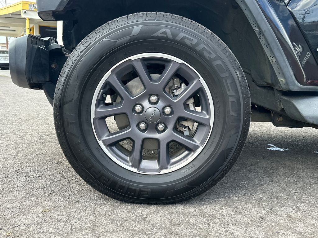 2021 Jeep Gladiator Overland - Photo 12