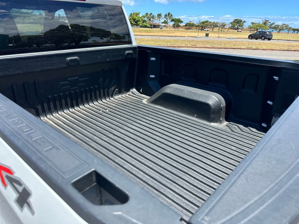 2023 Chevrolet Silverado 1500 LTZ - Photo 20