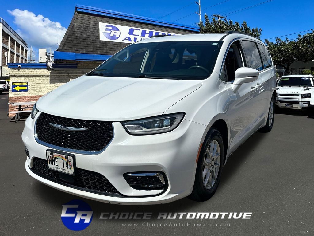 2022 Chrysler Pacifica Touring L at Choice Automotive, photo 1