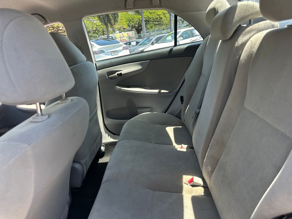 2013 Toyota Corolla L - Photo 14