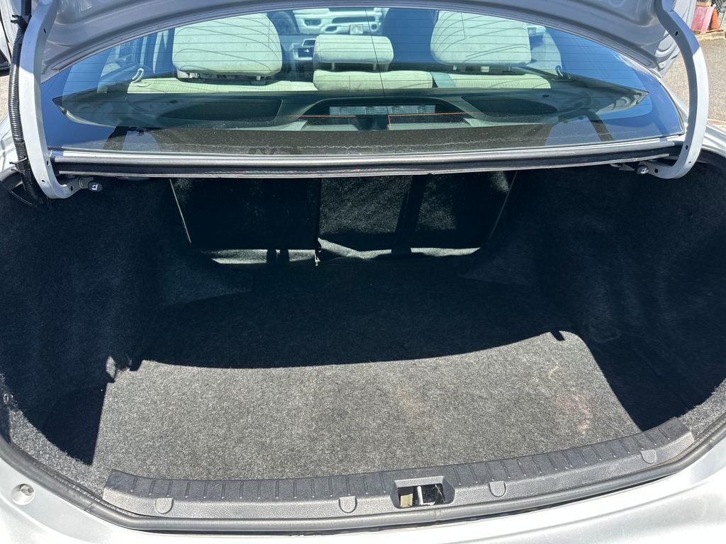2013 Toyota Corolla L - Photo 18