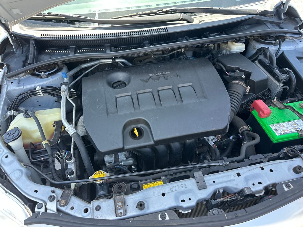 2013 Toyota Corolla L - Photo 19