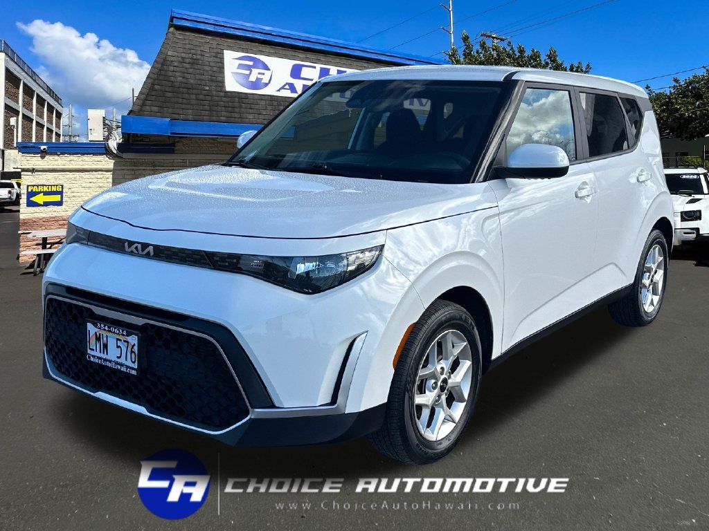 2023 Kia Soul LX