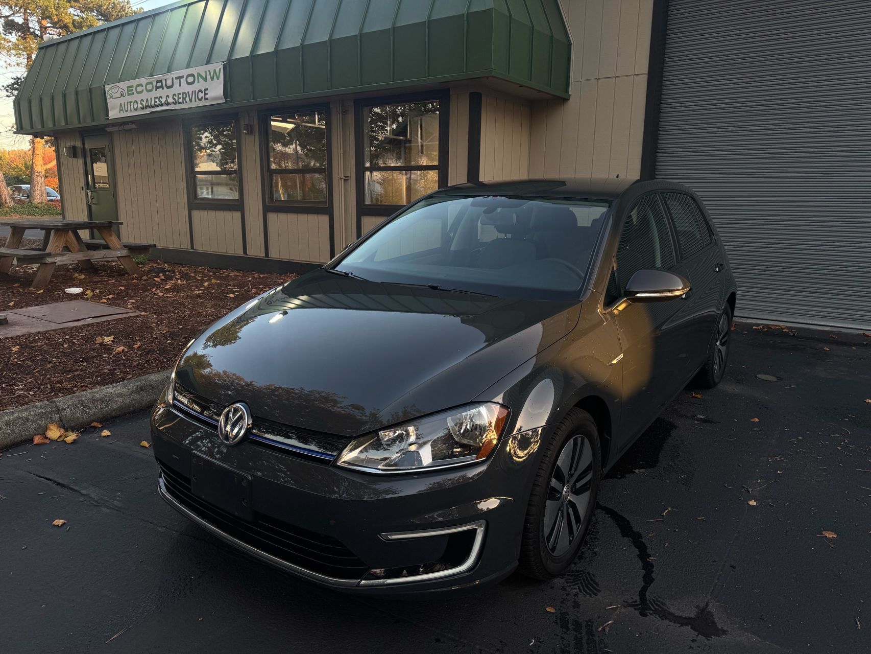 2016 Volkswagen e-Golf e-Golf SE