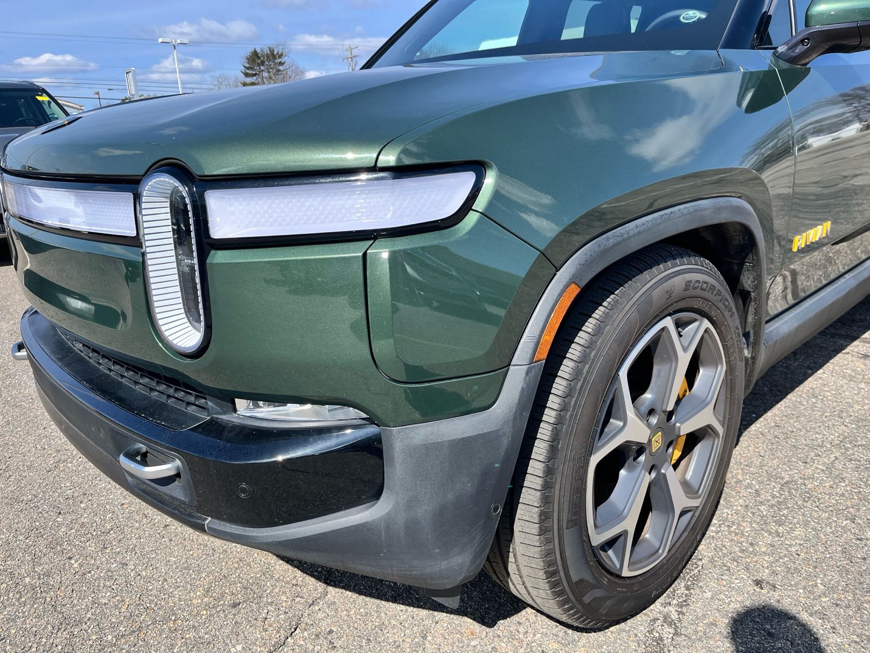 2024 Rivian R1S Adventure - Photo 11