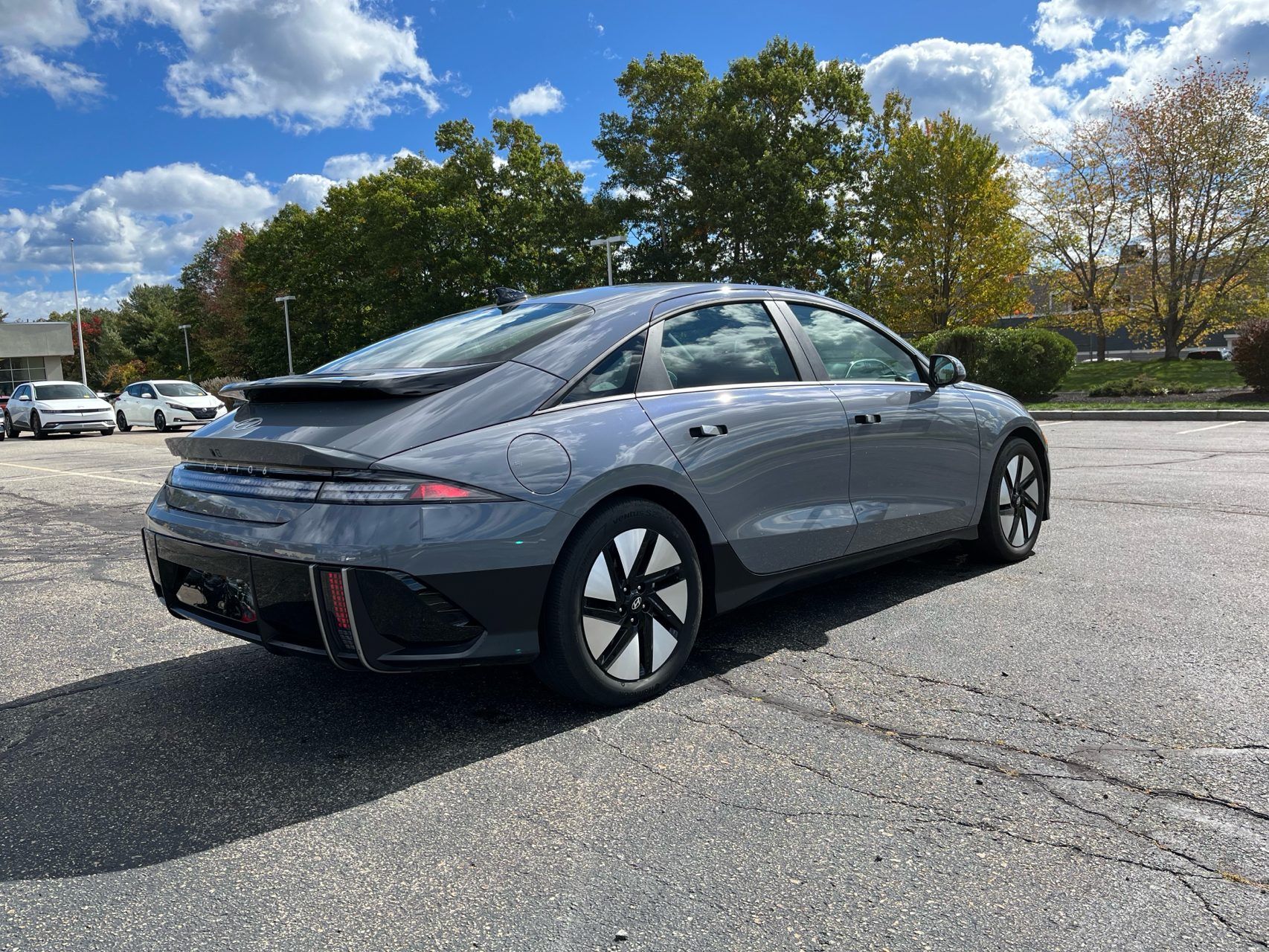Electric and Hybrid Sedans Under $40,000 in North Hampton | Green