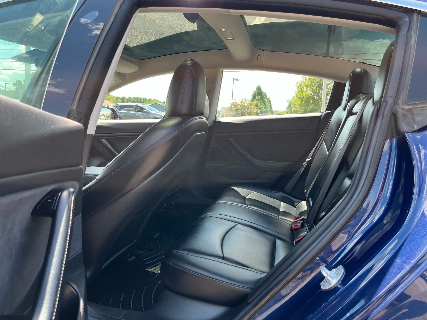 2018 Tesla Model 3 Long Range - Photo 13