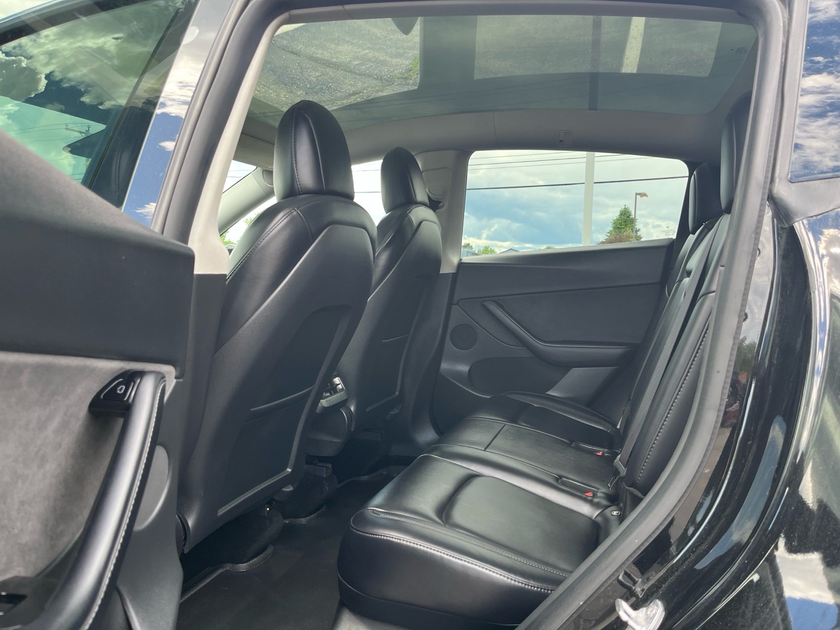 2021 Tesla Model Y Long Range - Photo 15