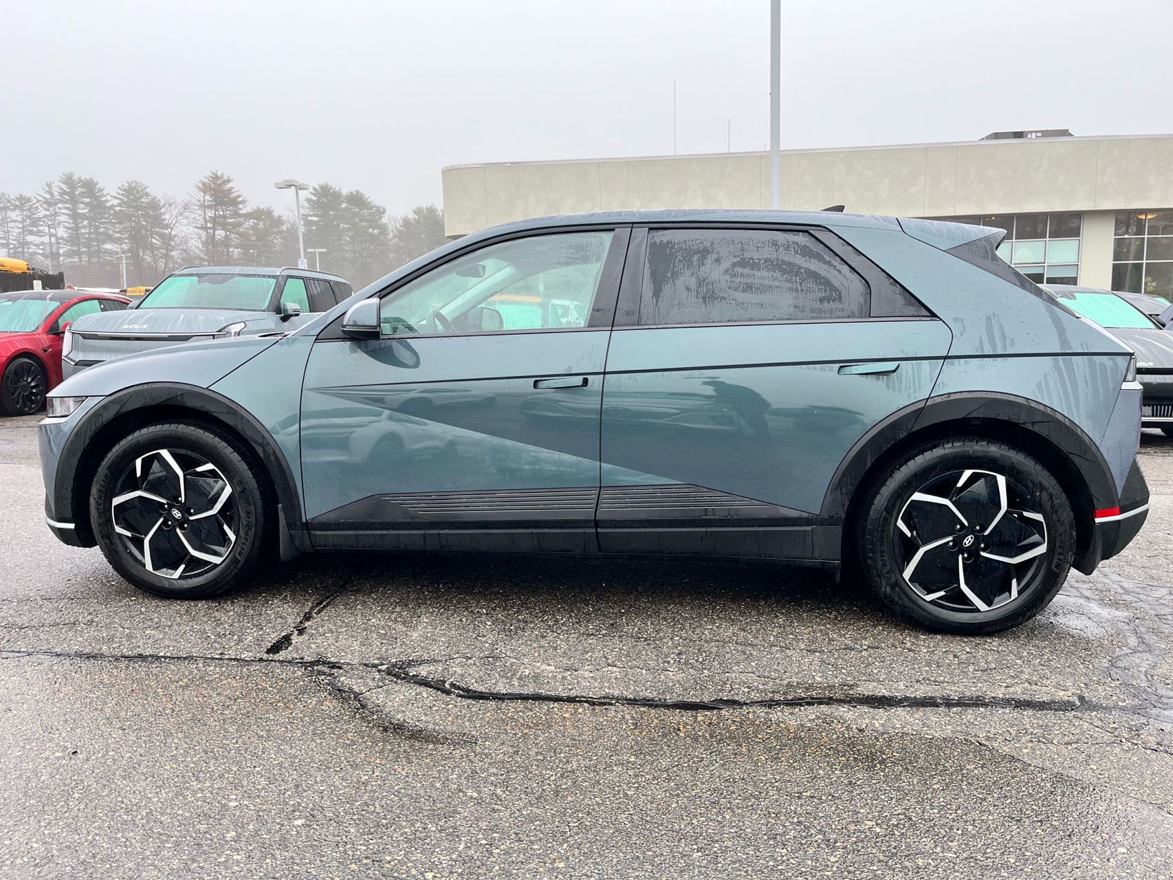 View vehicle photo 2