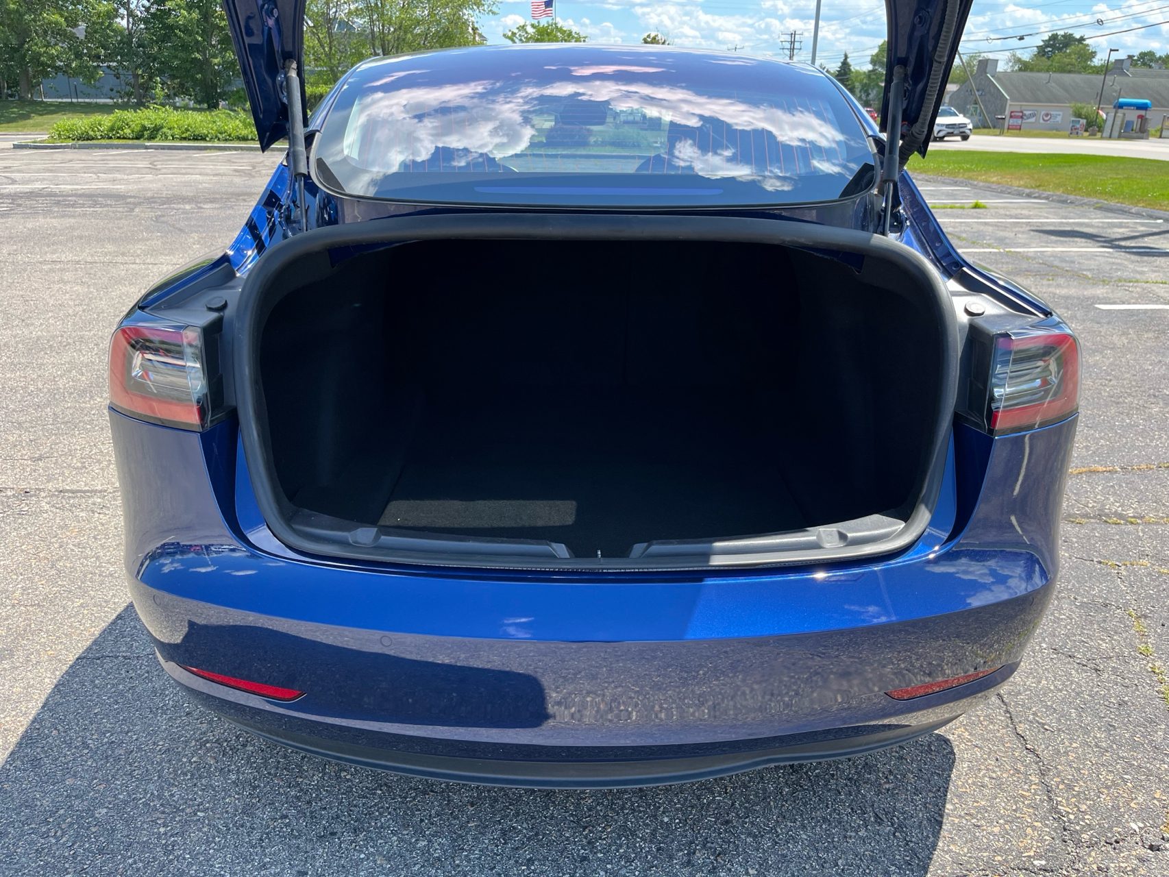 2018 Tesla Model 3 Long Range - Photo 9