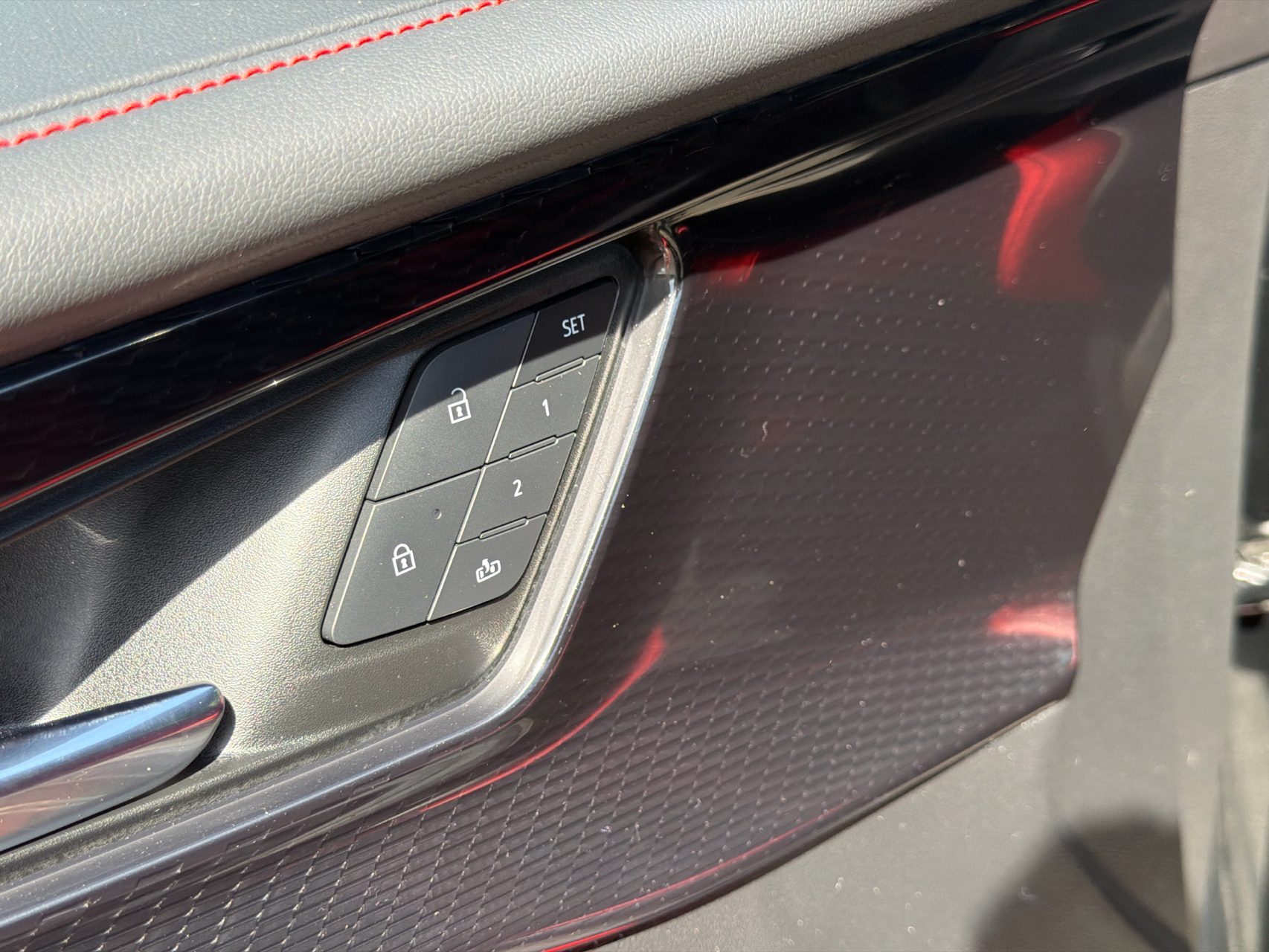 2024 Chevrolet Blazer EV RS - Photo 18