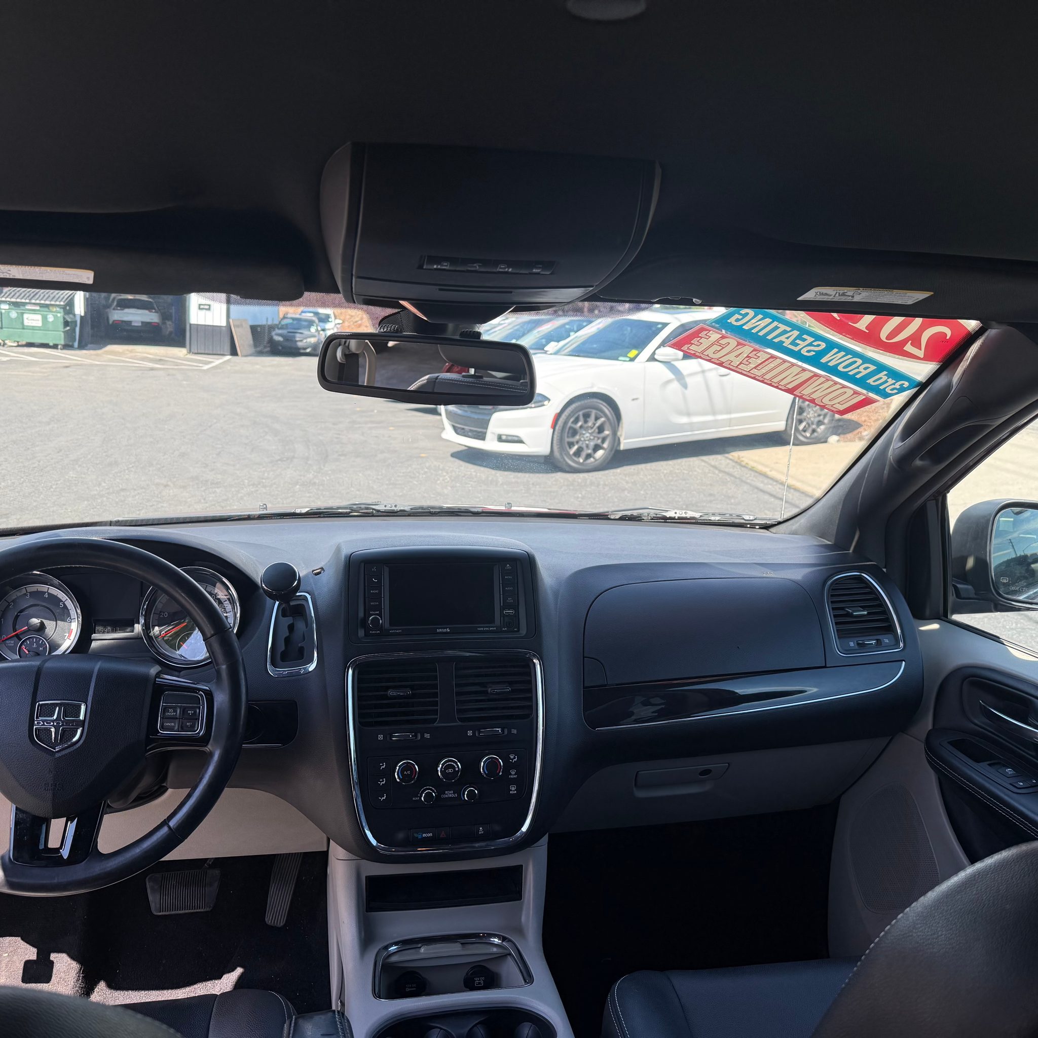 2019 Dodge Grand Caravan SXT - Photo 12