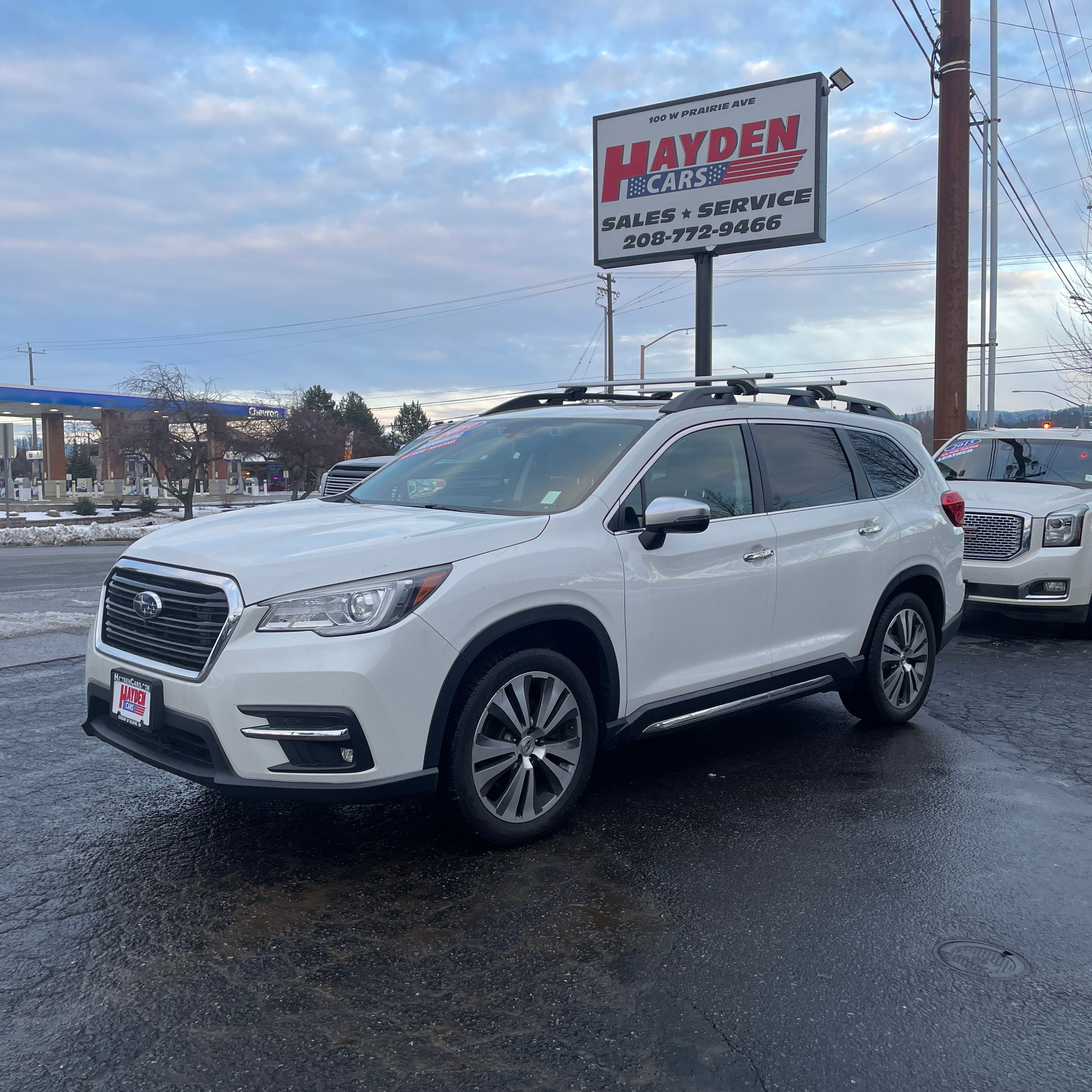 2019 Subaru Ascent Touring's photo