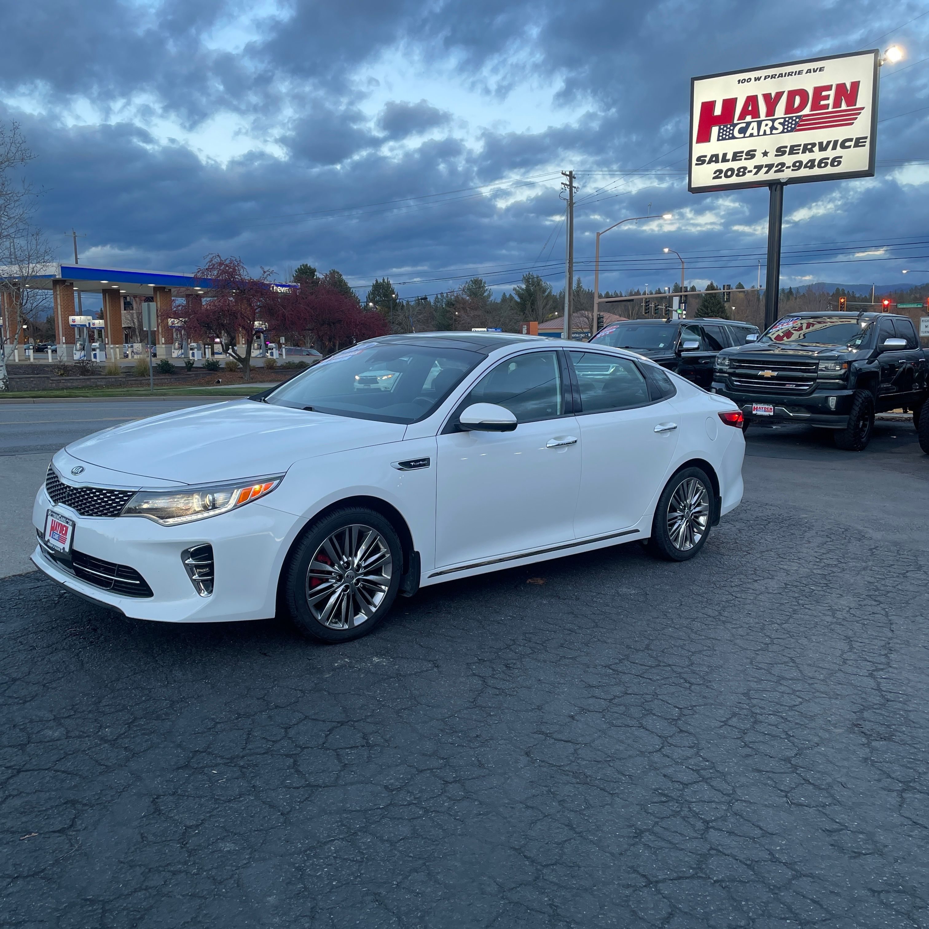2016 Kia Optima SXL's photo