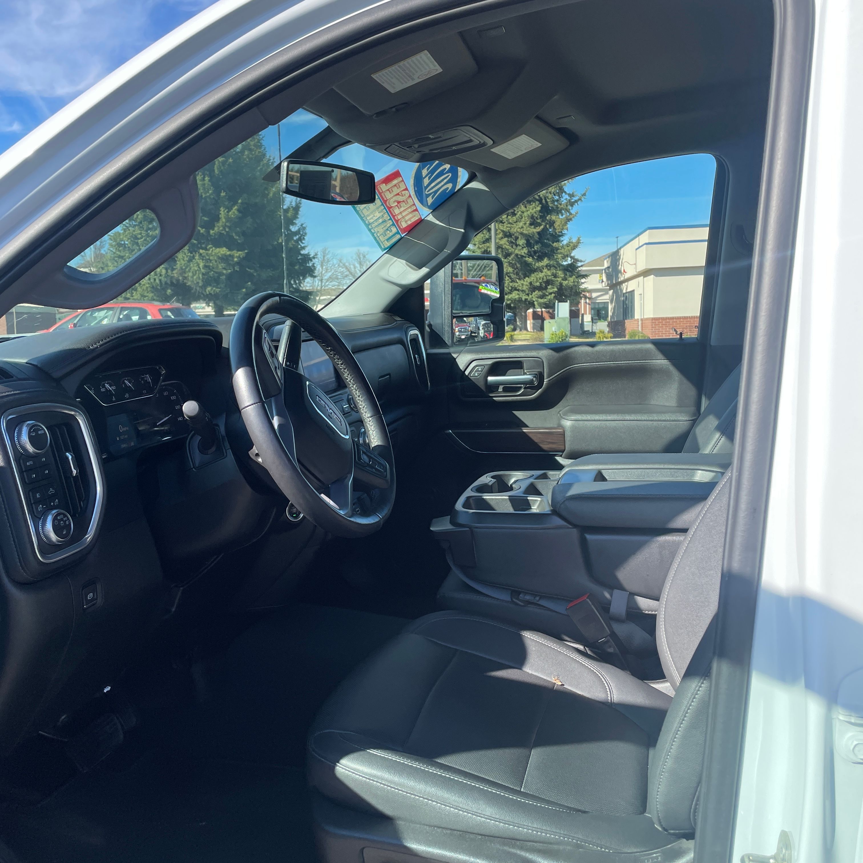 2022 GMC Sierra 2500HD SLT - Photo 10