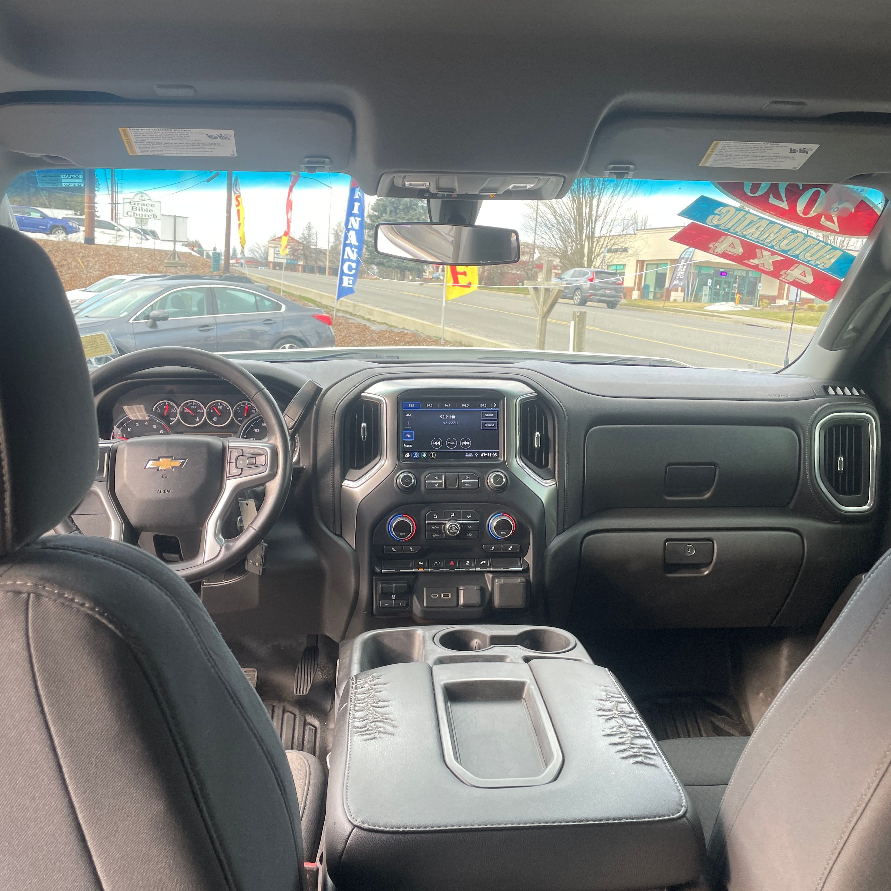 2020 Chevrolet Silverado 1500 LT - Photo 12