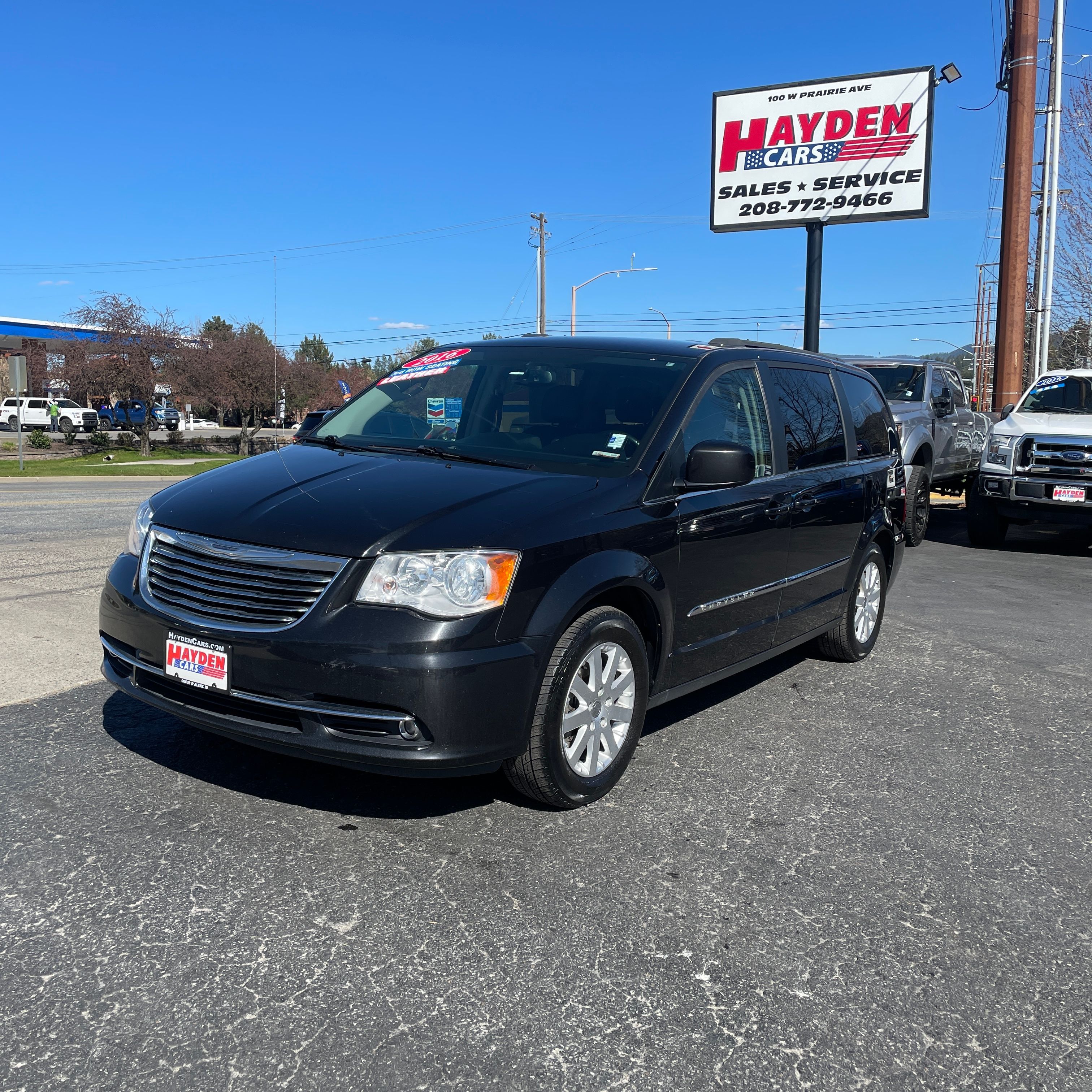 2016 Chrysler Town & Country Touring