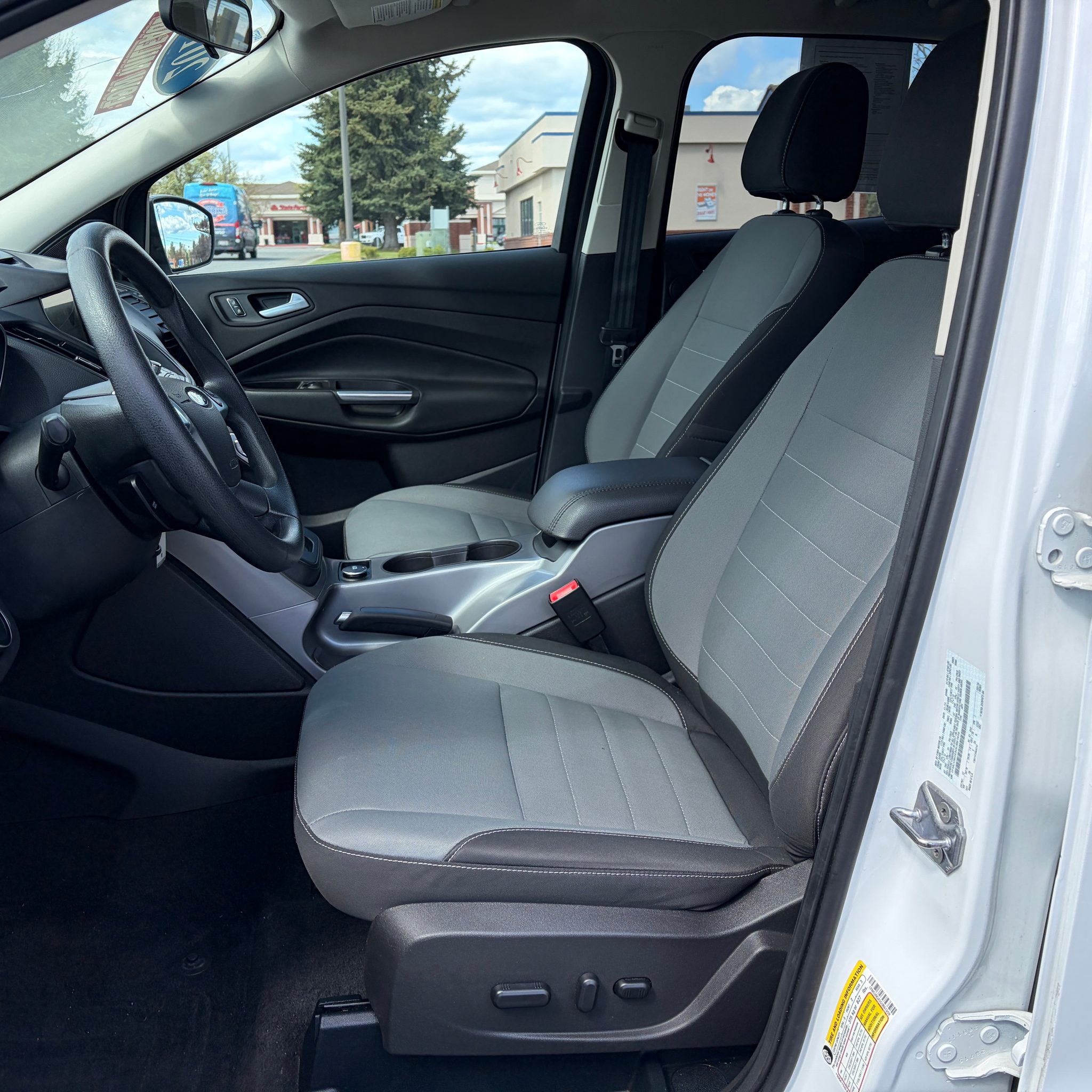 2016 Ford Escape SE - Photo 10