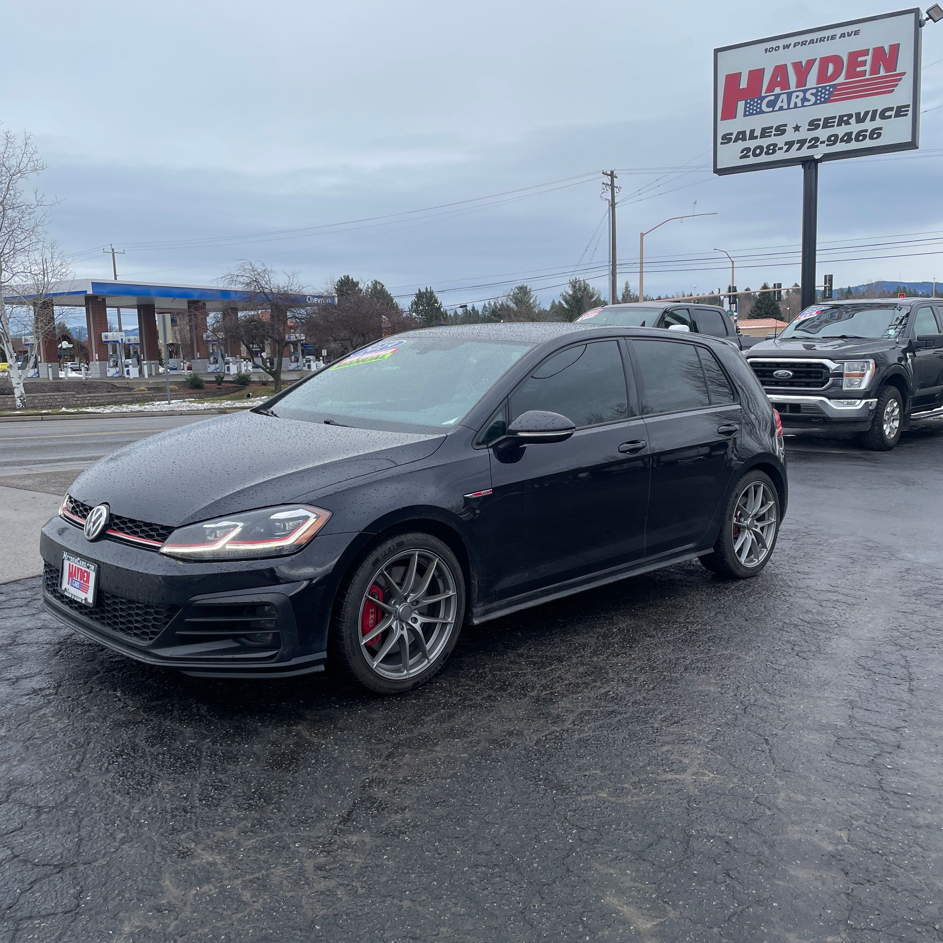 2019 Volkswagen Golf GTI Base's photo