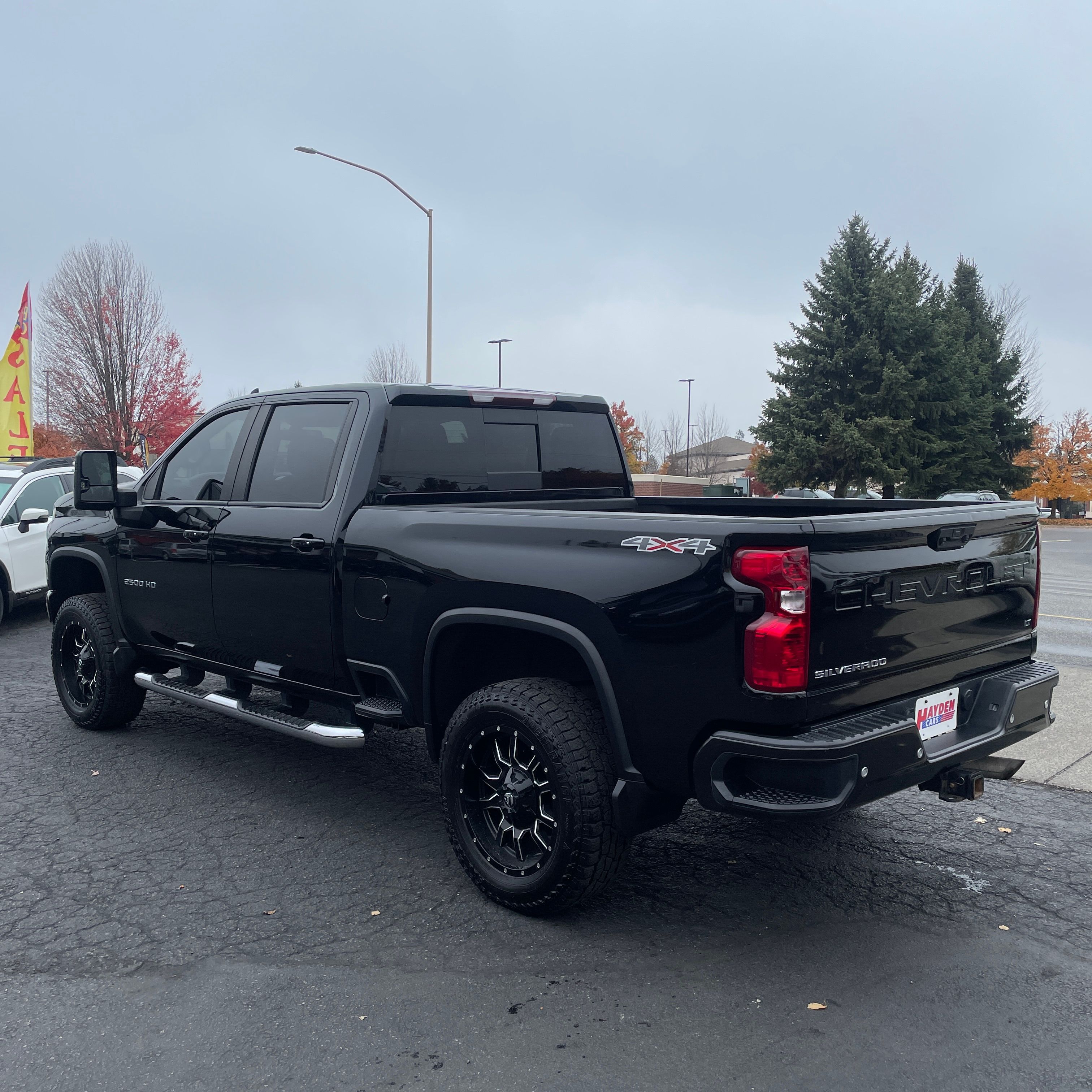 2020 Chevrolet Silverado 2500HD LT photo 3