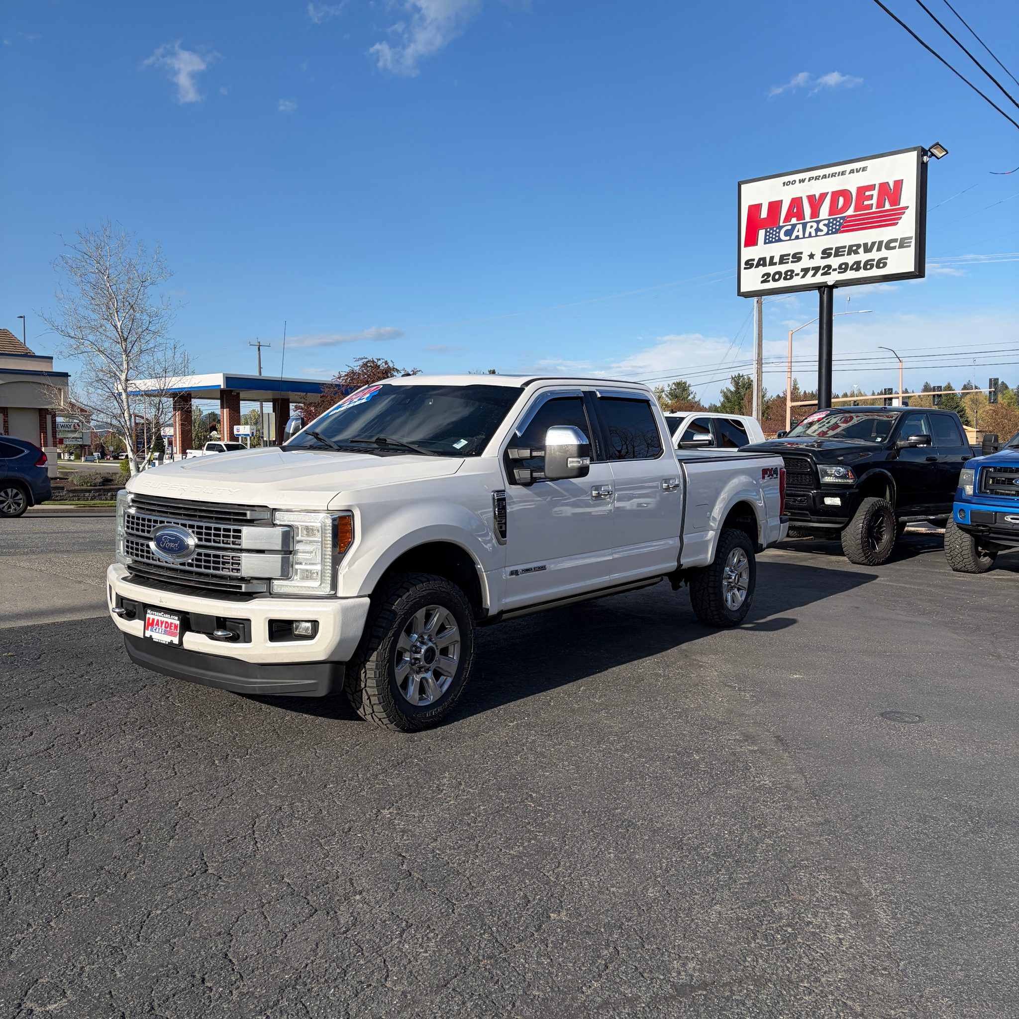 2017 Ford F-250 Platinum 4x4 Crew Cab 8' Box's photo